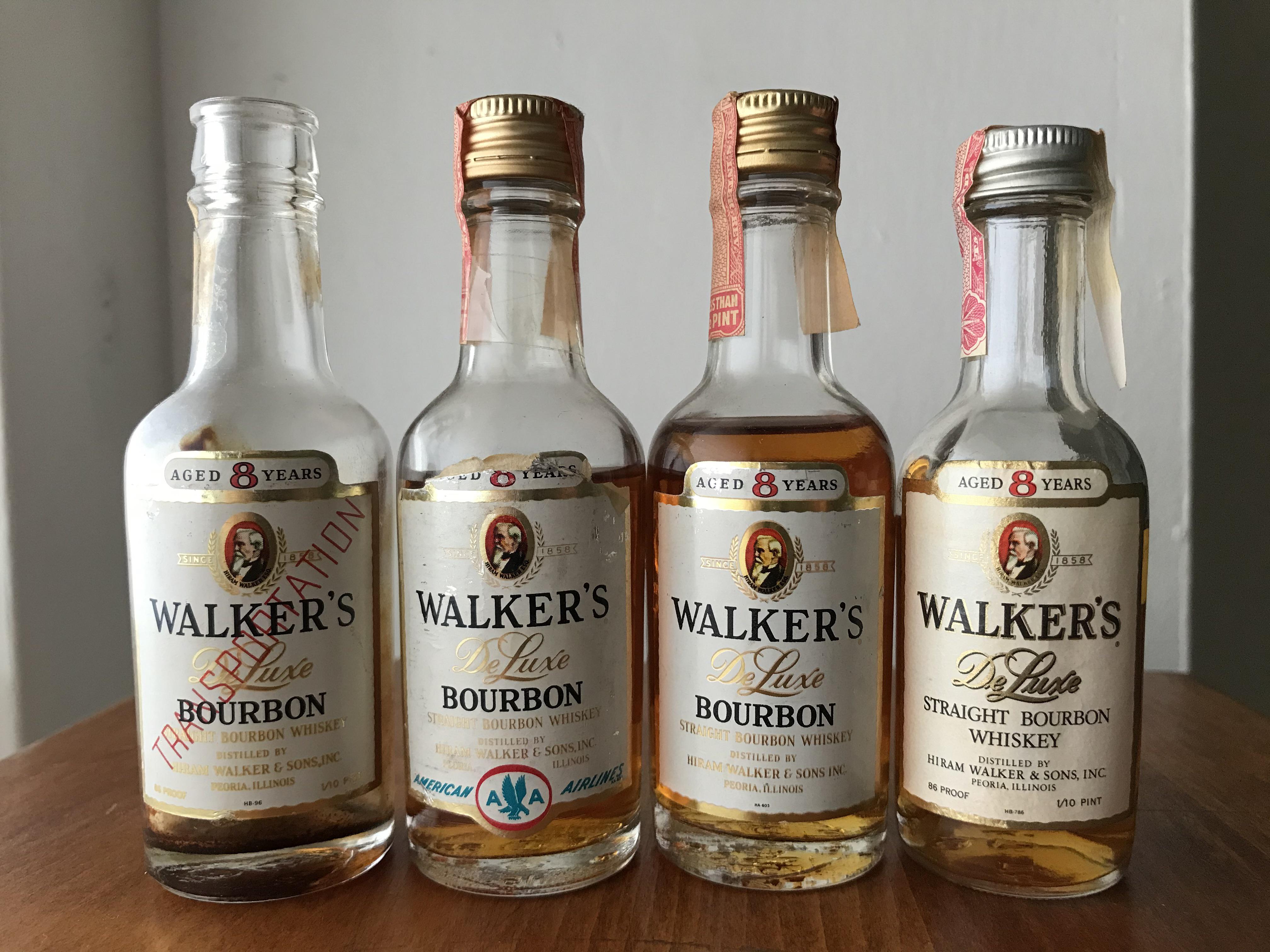 Walker’s Deluxe 8 year Illinois Straight Bourbon r/whiskey