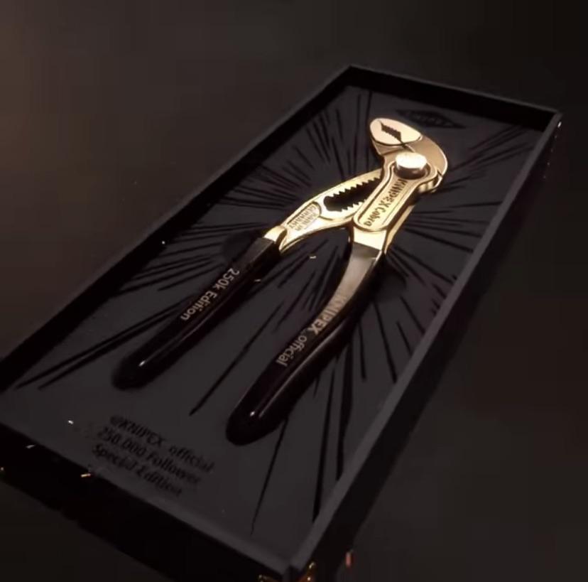 Gold plated Knipex Cobras! r/toolporn