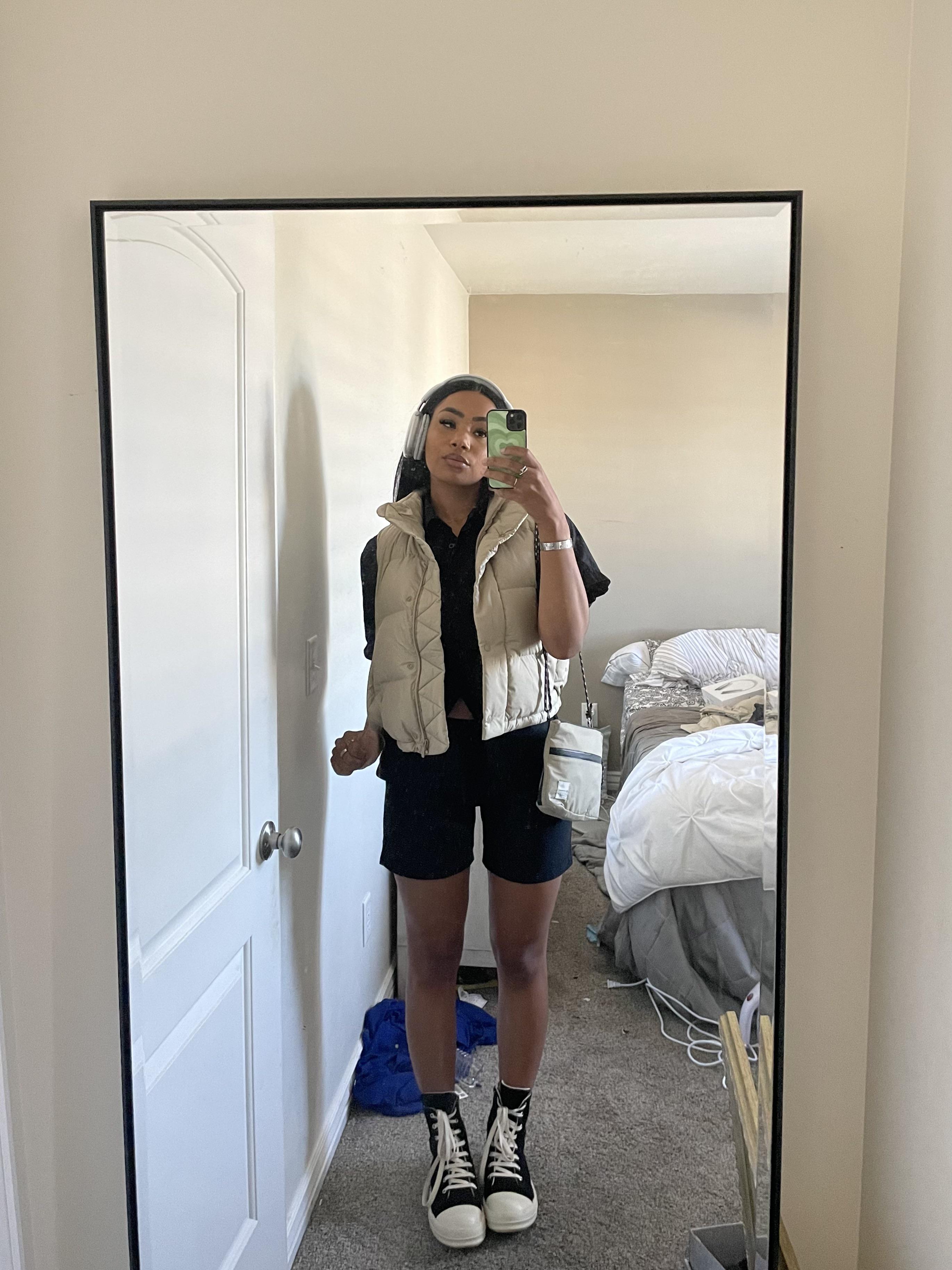 lululemon wunder puff vest trench foot