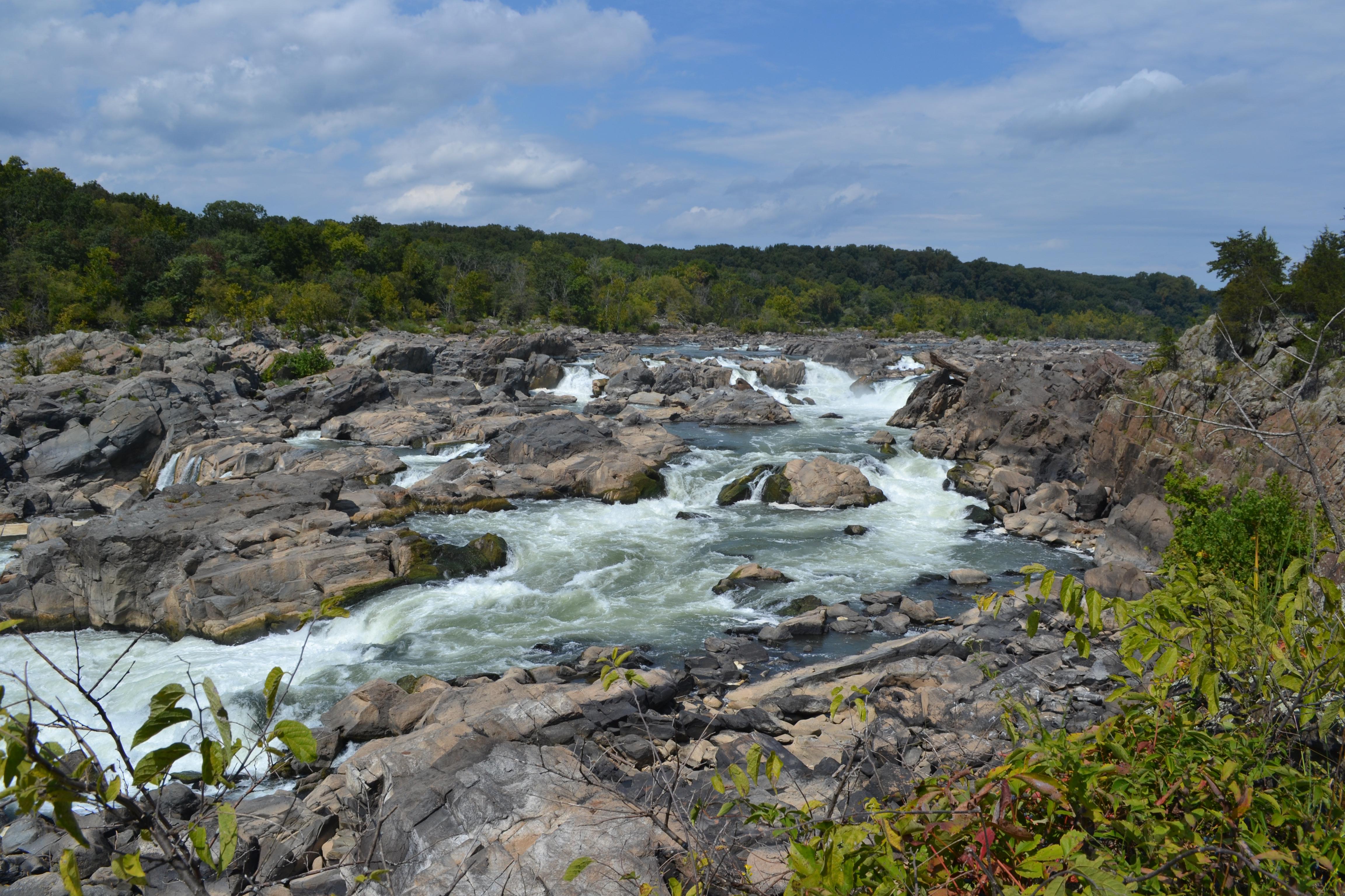 Great Falls, Potomac River, Potomac, Maryland [OC] [4608x3072] r