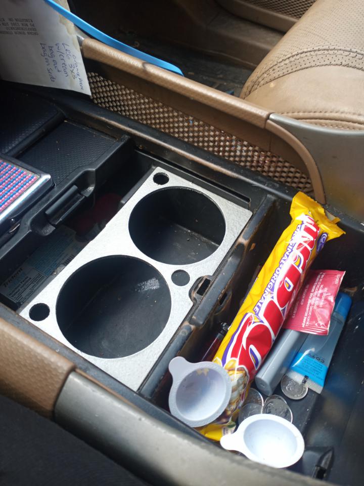 replacement cup holder for my 2004 Honda pilot. : r/functionalprint