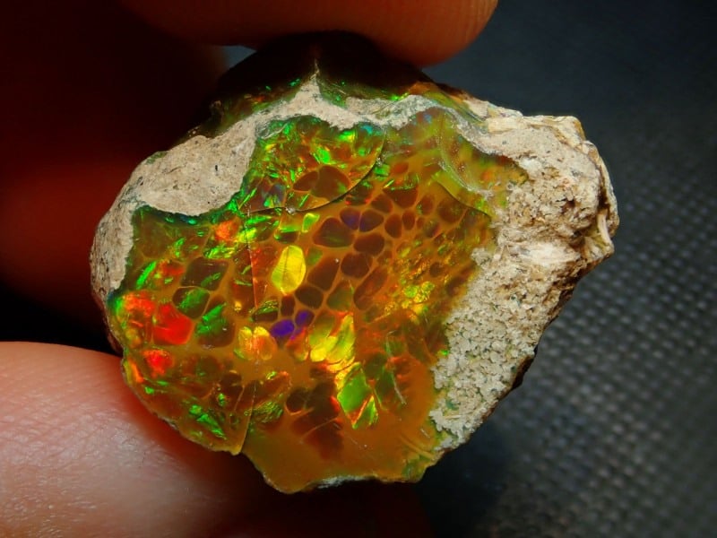 🔥 this stunning Welo opal from Ethiopia is a great reminder