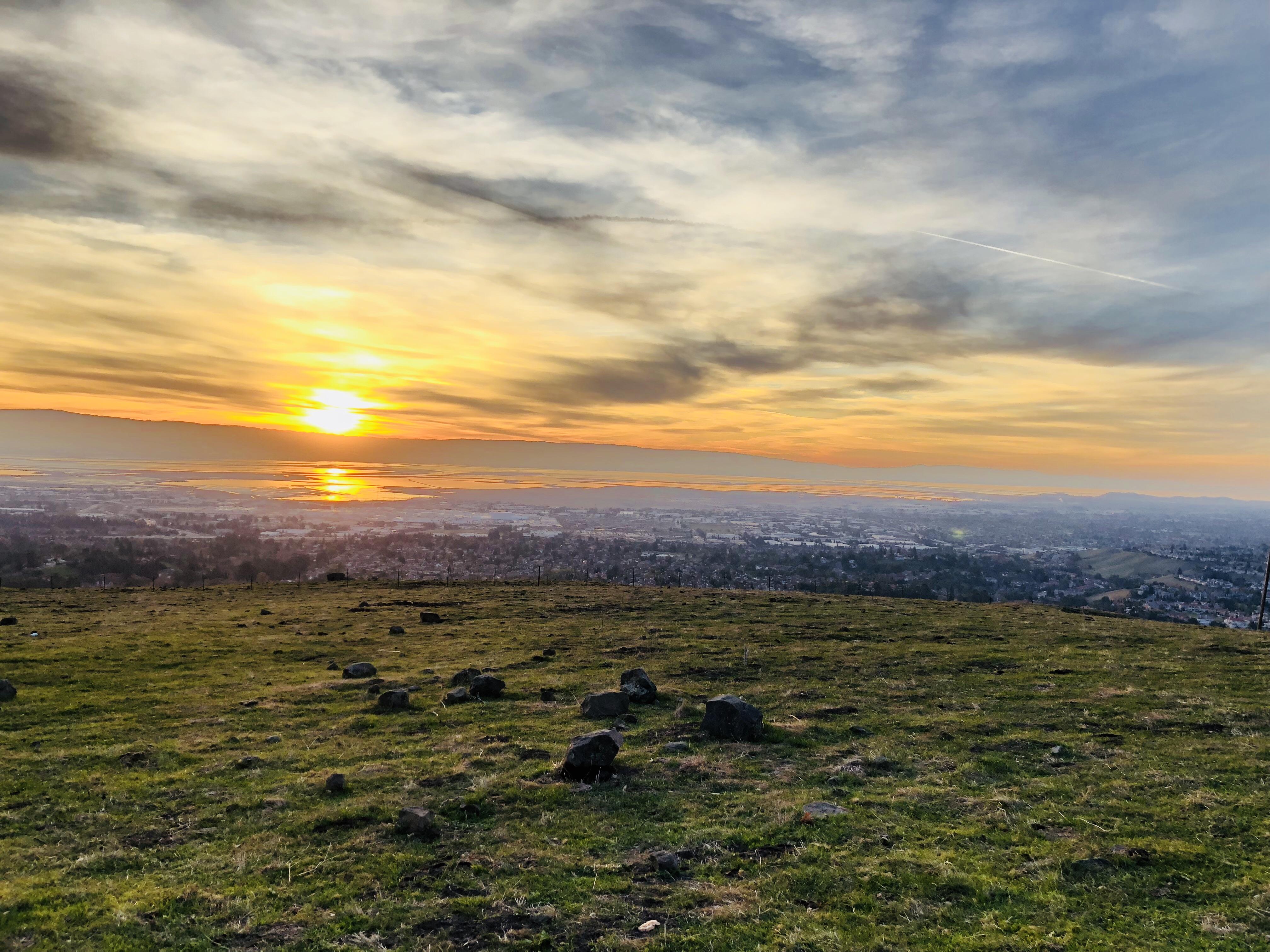 Mission Peak at it’s best sunset. Mission peak, Fremont, California, USA. r/hiking