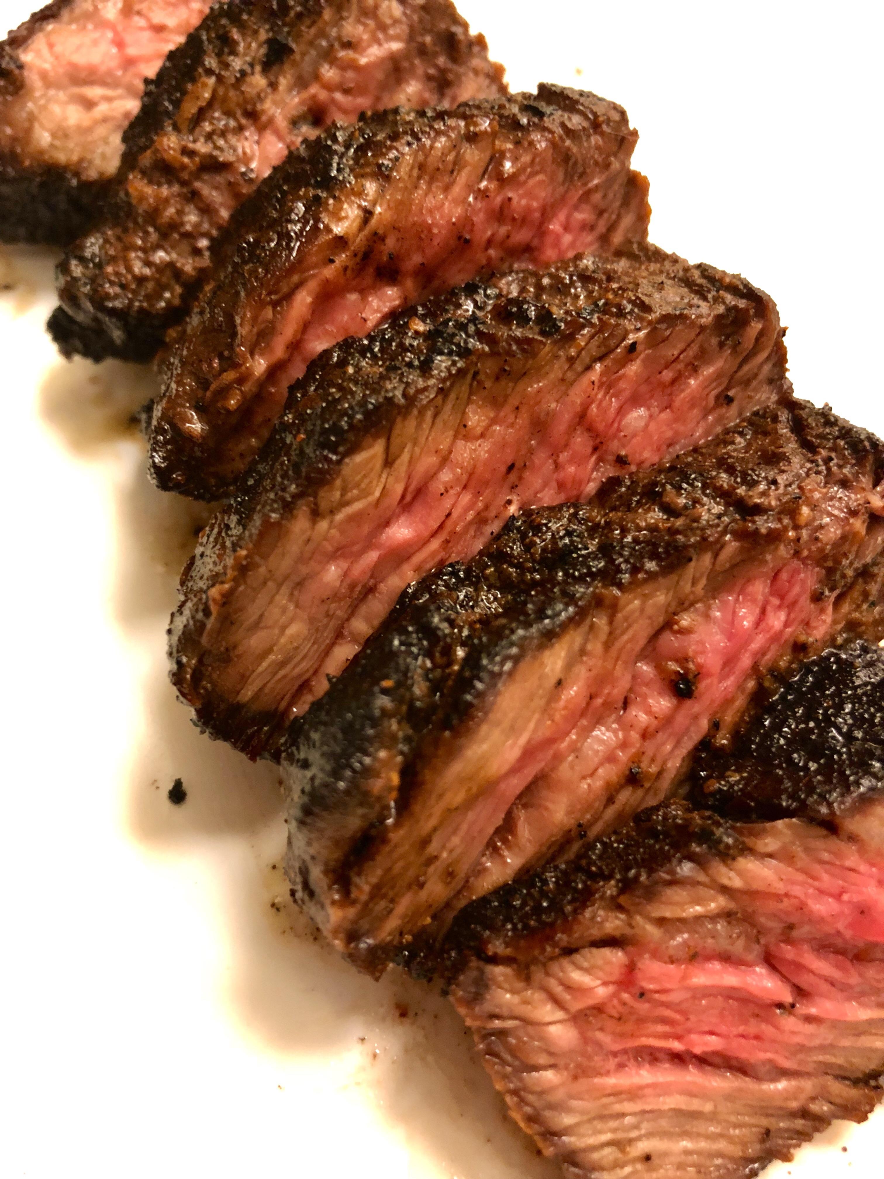 [Homemade] Cast iron seared sirloin tip done medium. r/food