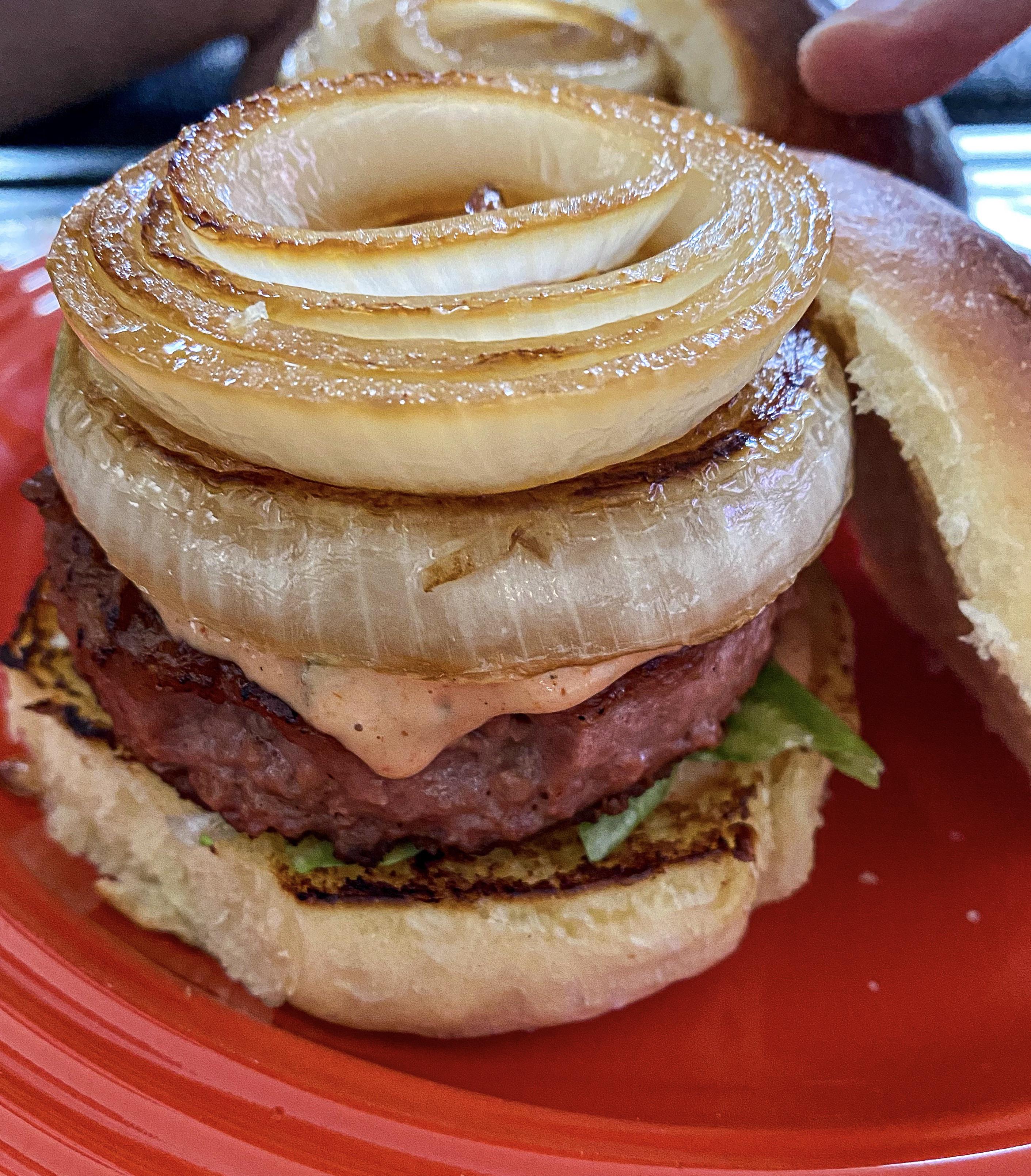 How I like my onion to burger ratio r/OnionLovers