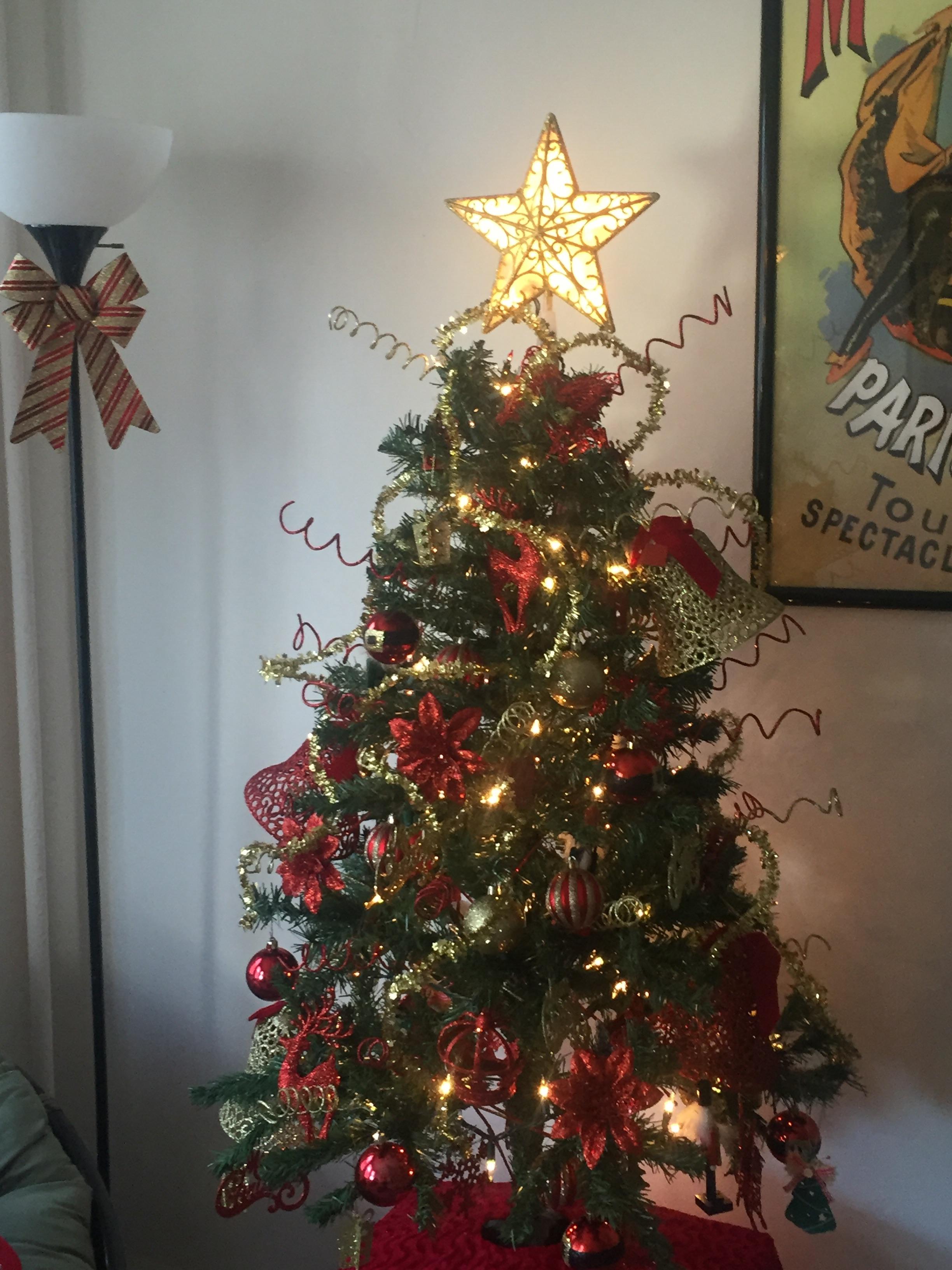 Merry Dollar Store Christmas! (assembled) r/christmas