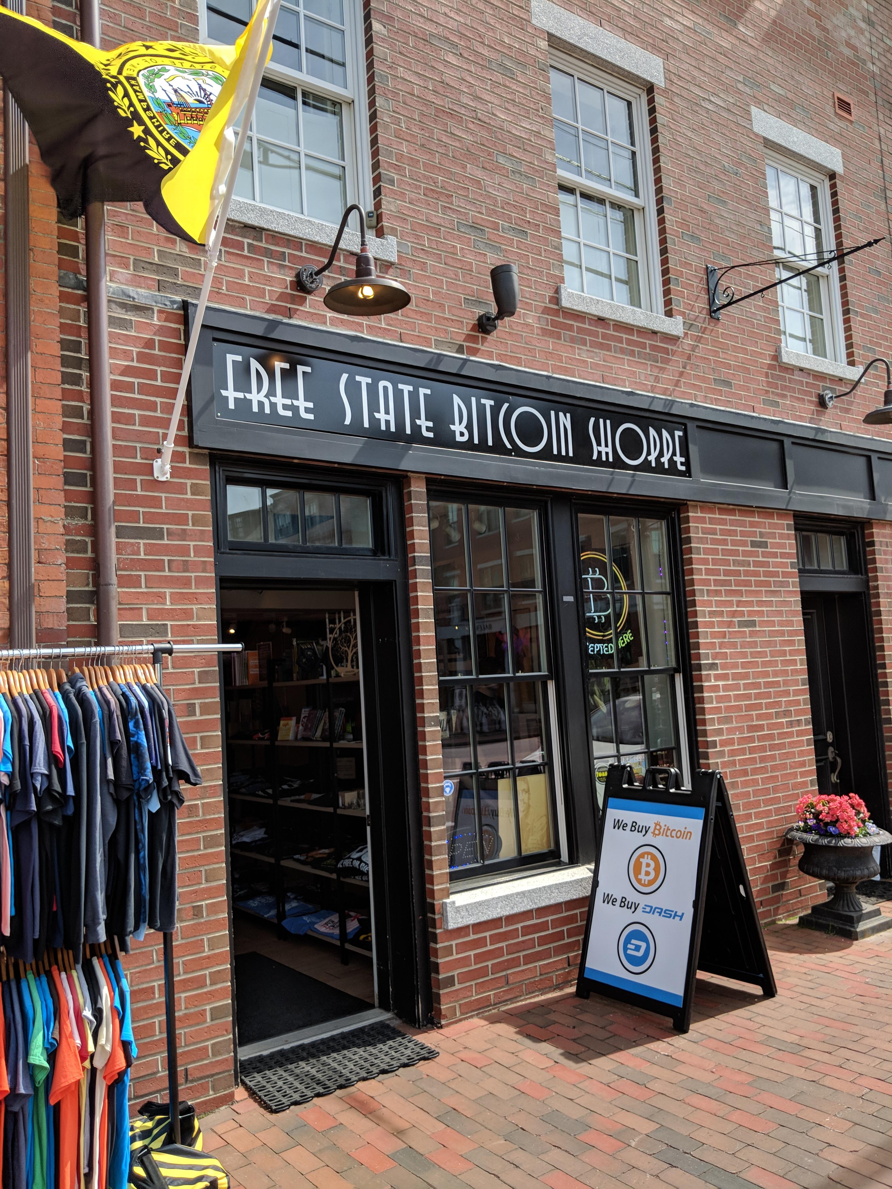 Found this store doing the Lord's work in Portsmouth, NH, USA. r/Bitcoin