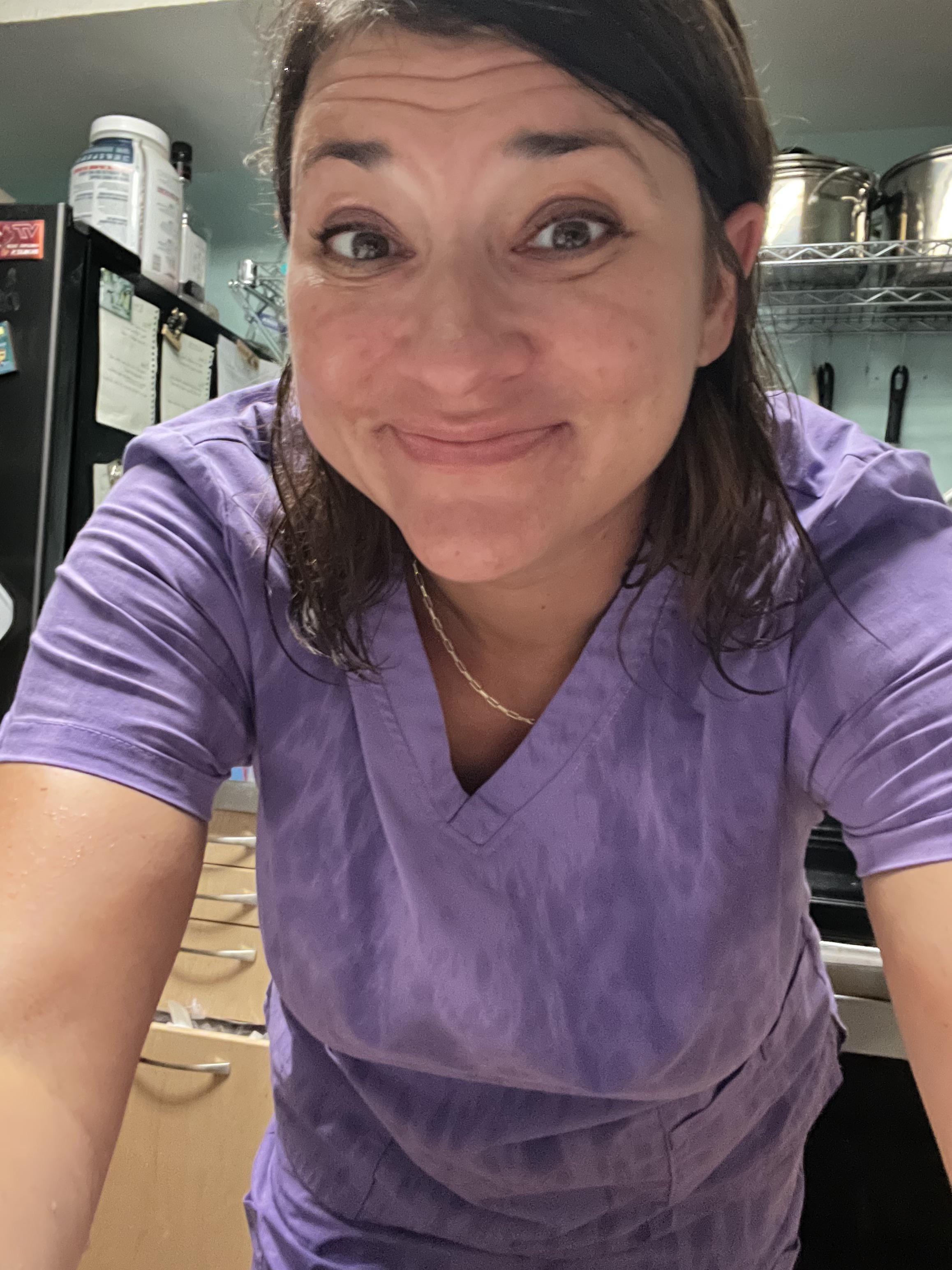 Purple scrubs in the rain ahahah r/scrubsgonemild