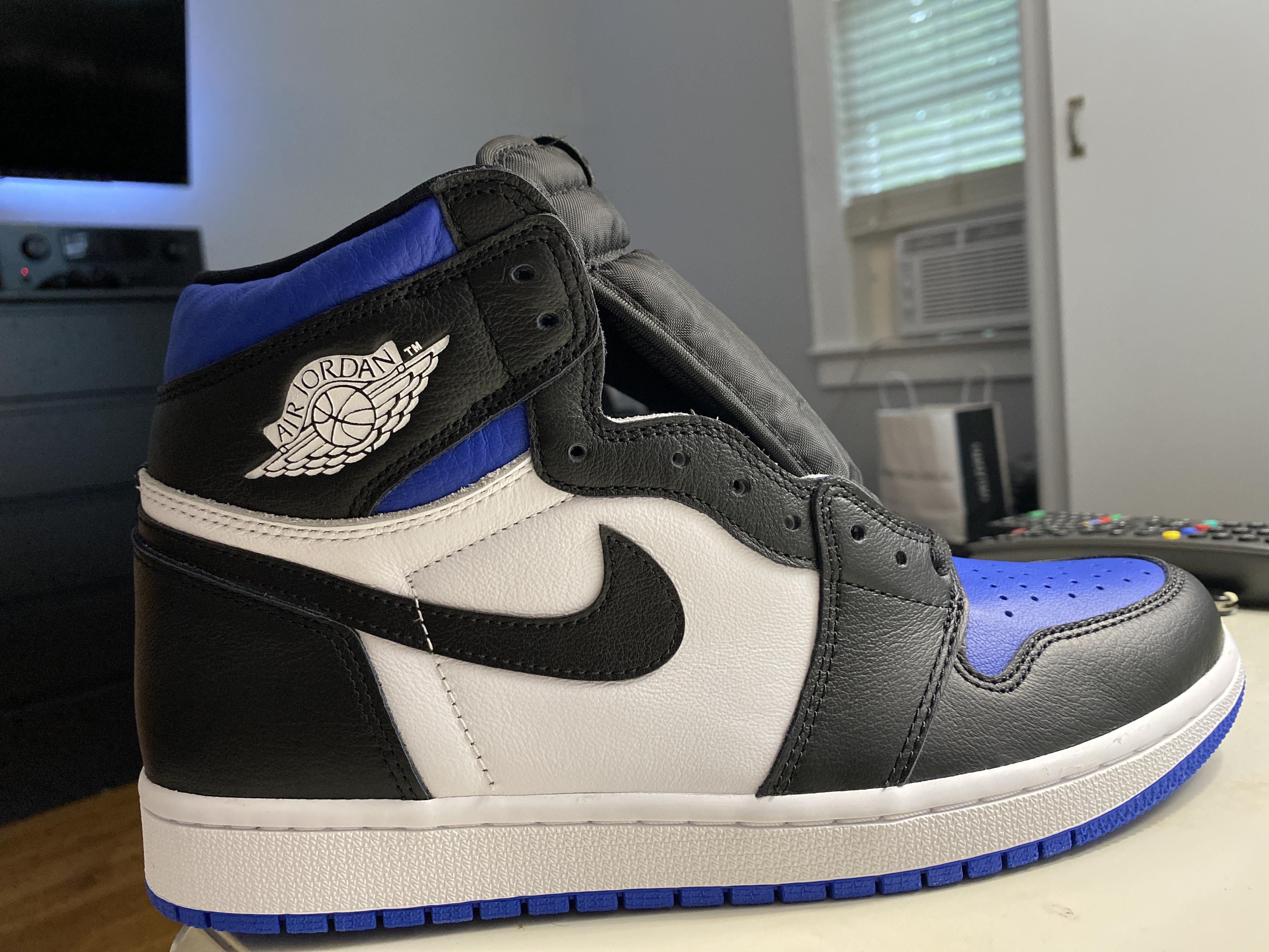 Legit Check, can’t tell if they legit r/stockx