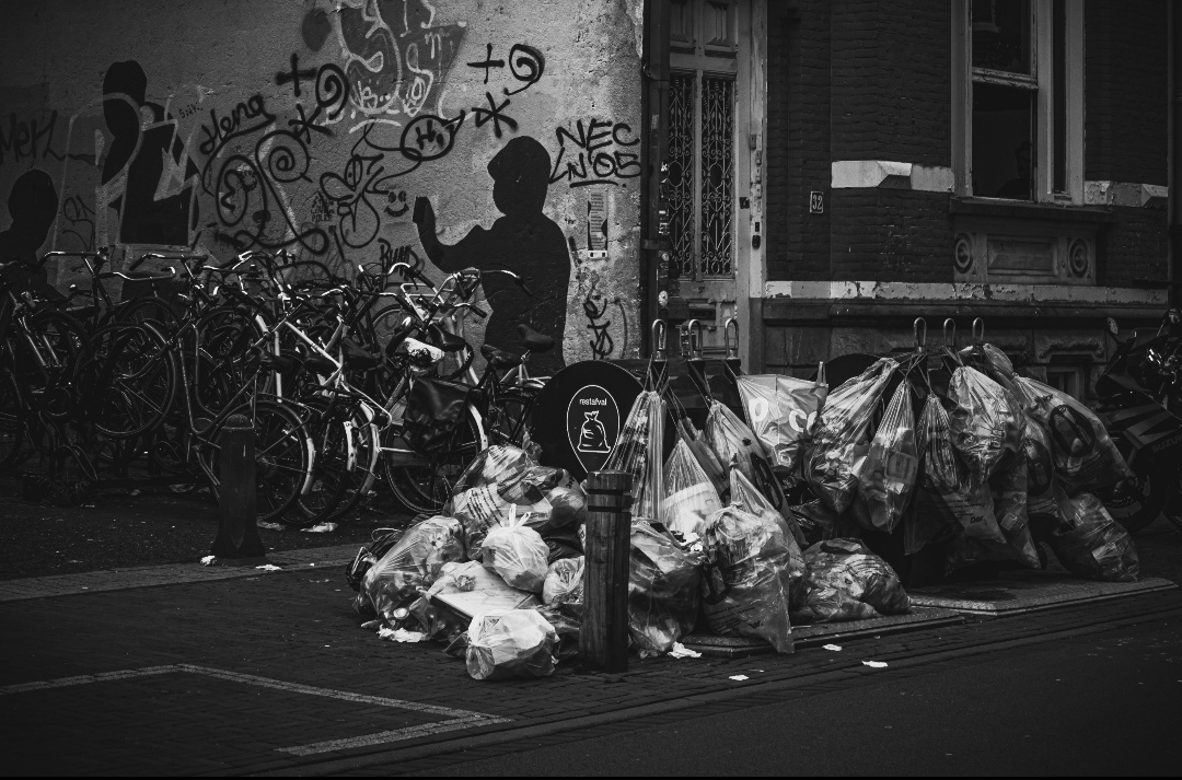 Grey Streets r/photographs