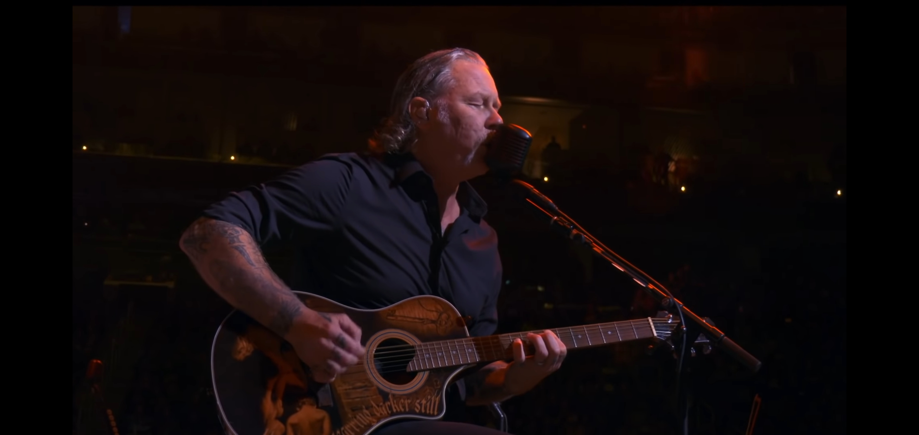 Hetfield's acoustic guitar are replicas available at all