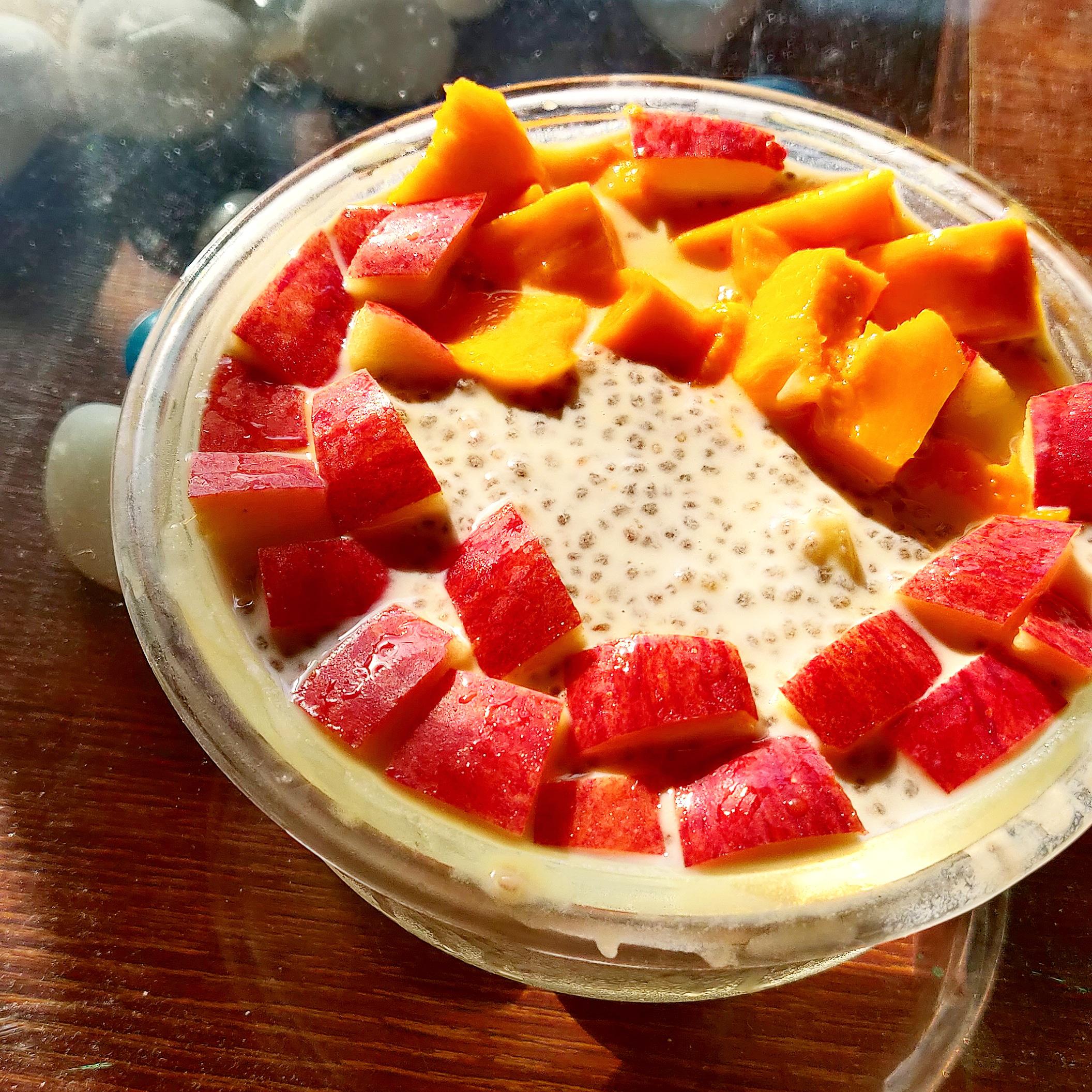 Chia Seed Pudding with Mangoes and Apples (Used Almond Milk) r/FoodPorn