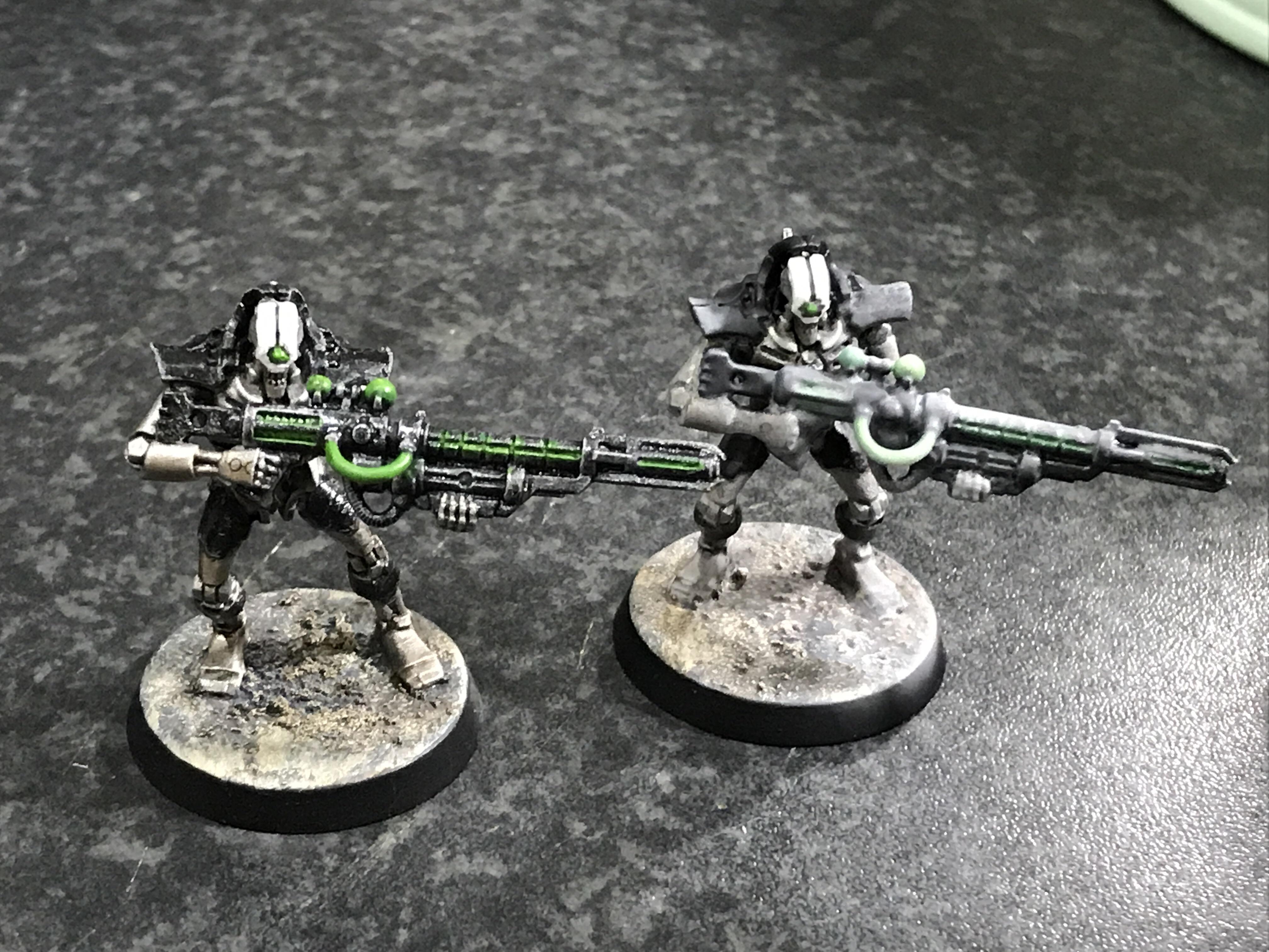 Munitorum varnish (right model) dries as white residue. Am I missing