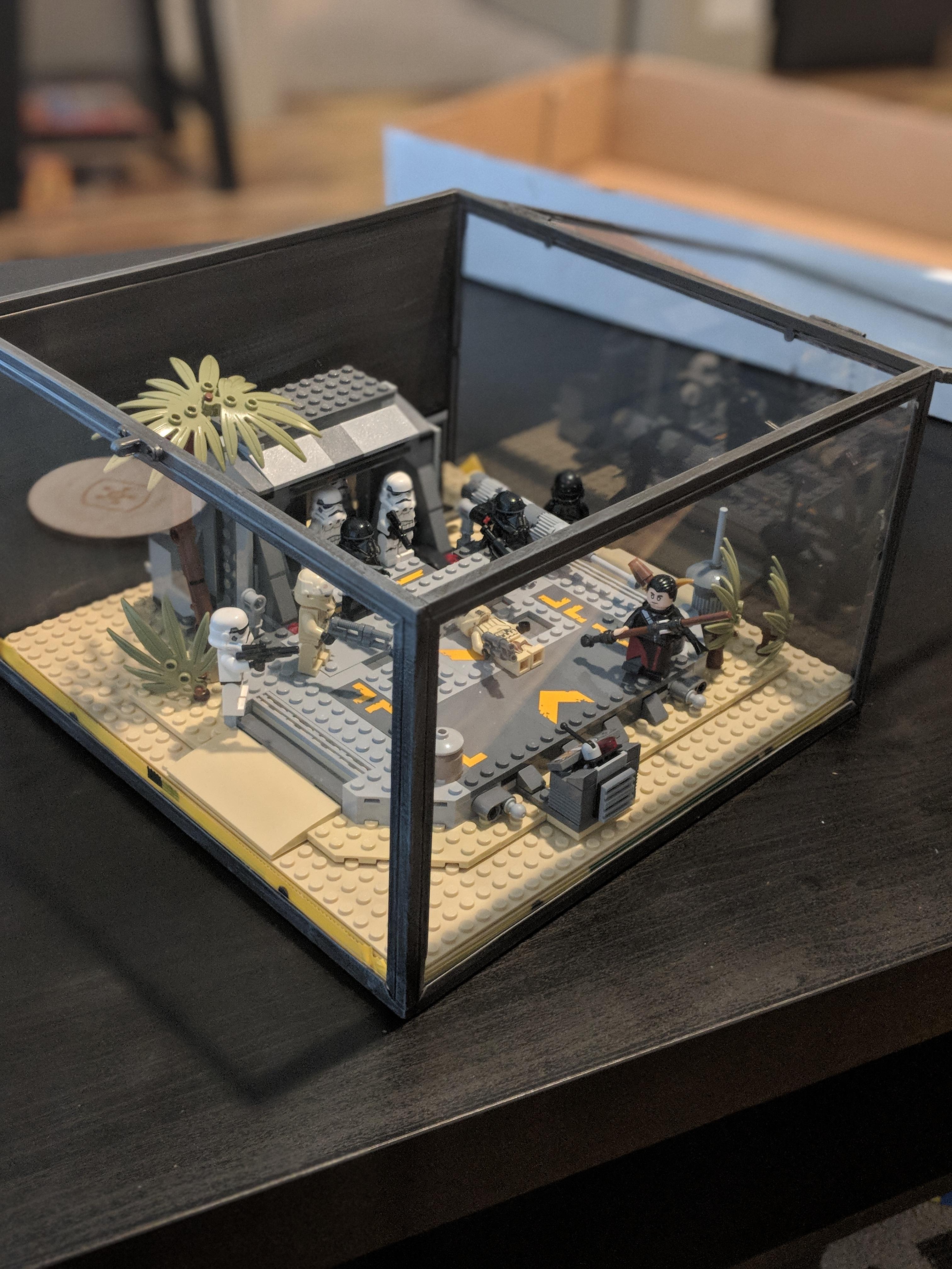 Fyi, baseplates and 75171 fit in this display box from Ikea I saw on