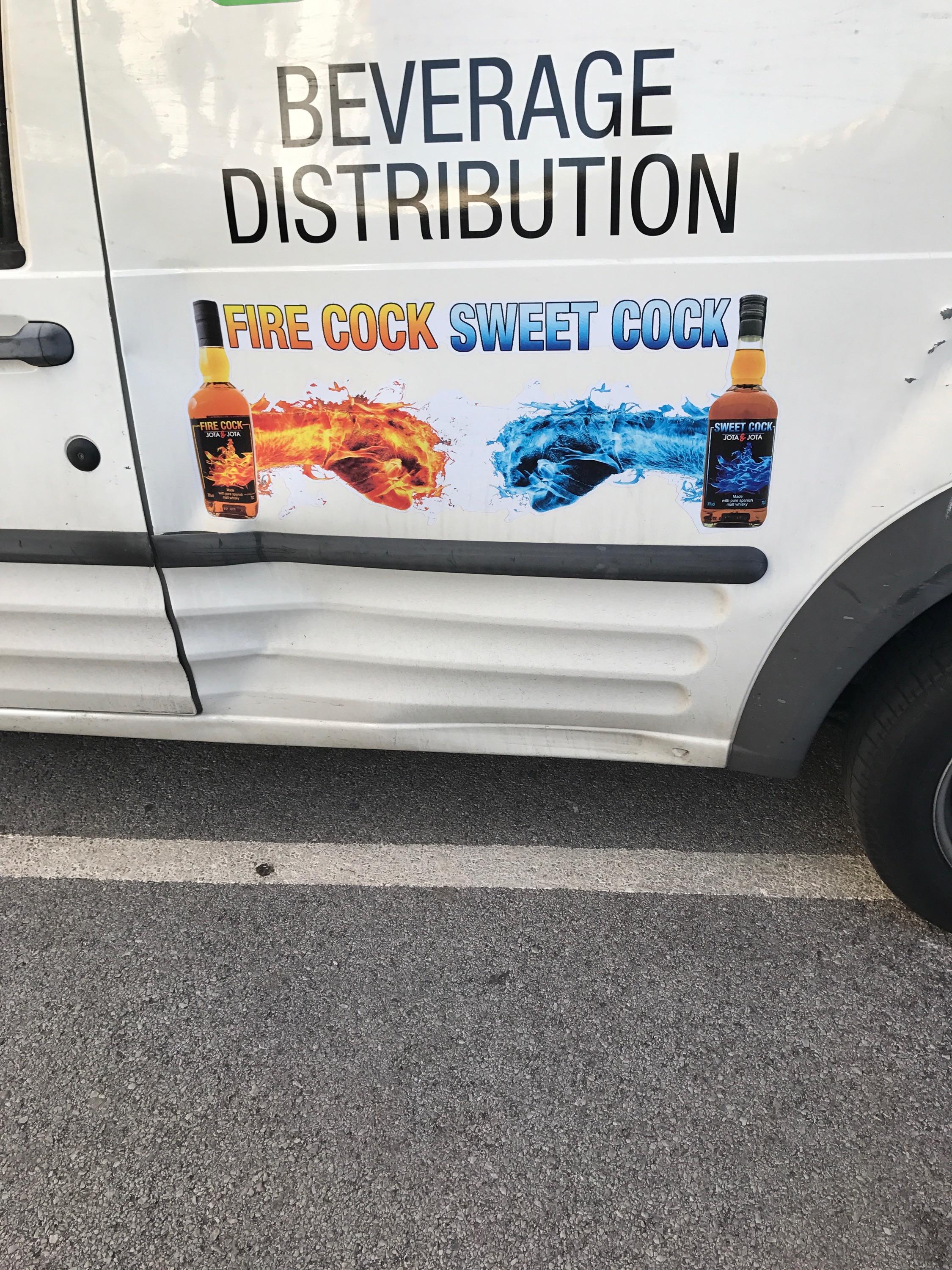 Cocktail mix delivery Truck in spain r/engrish