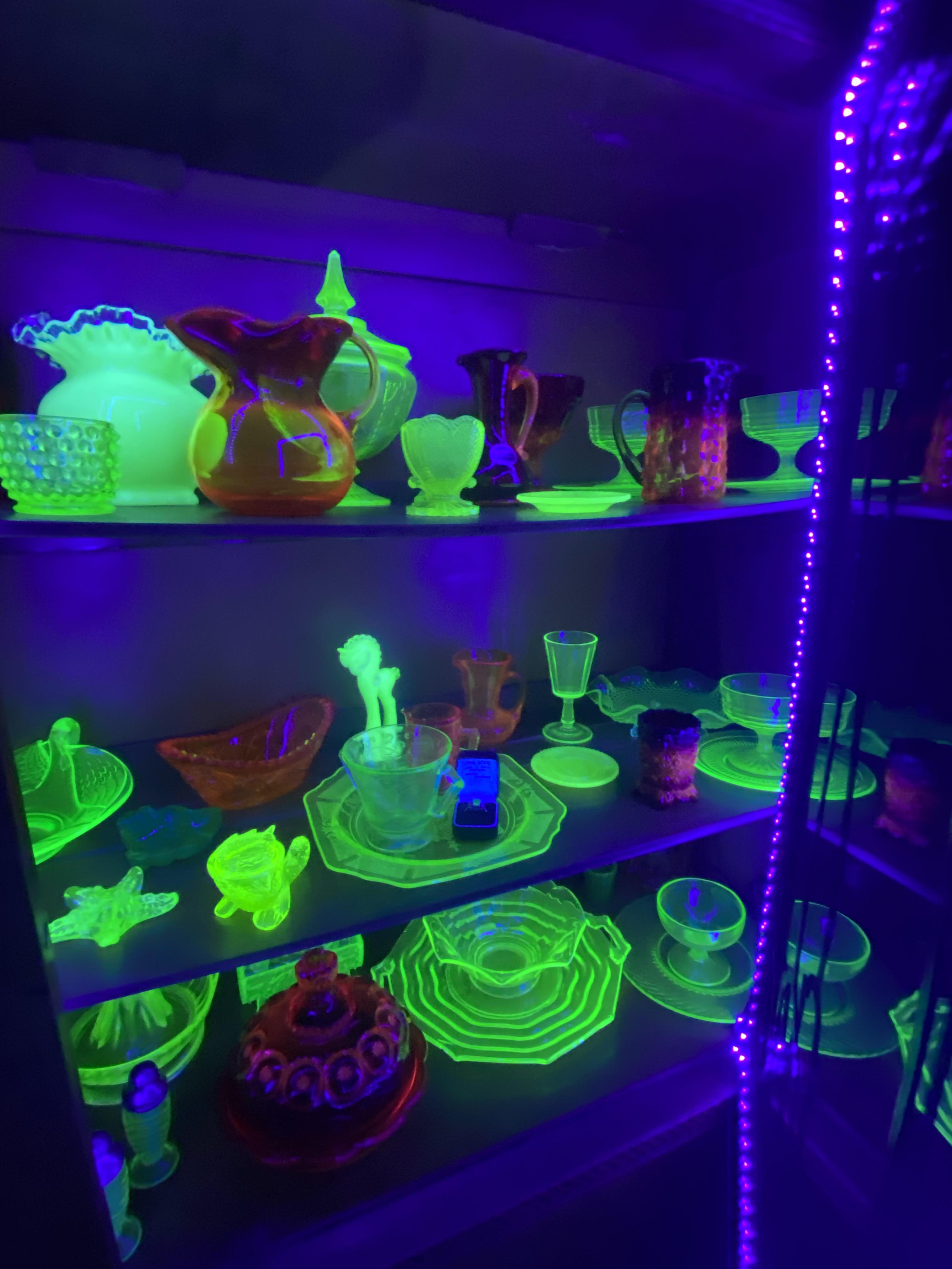 My collection of glowing glass r/glasscollecting