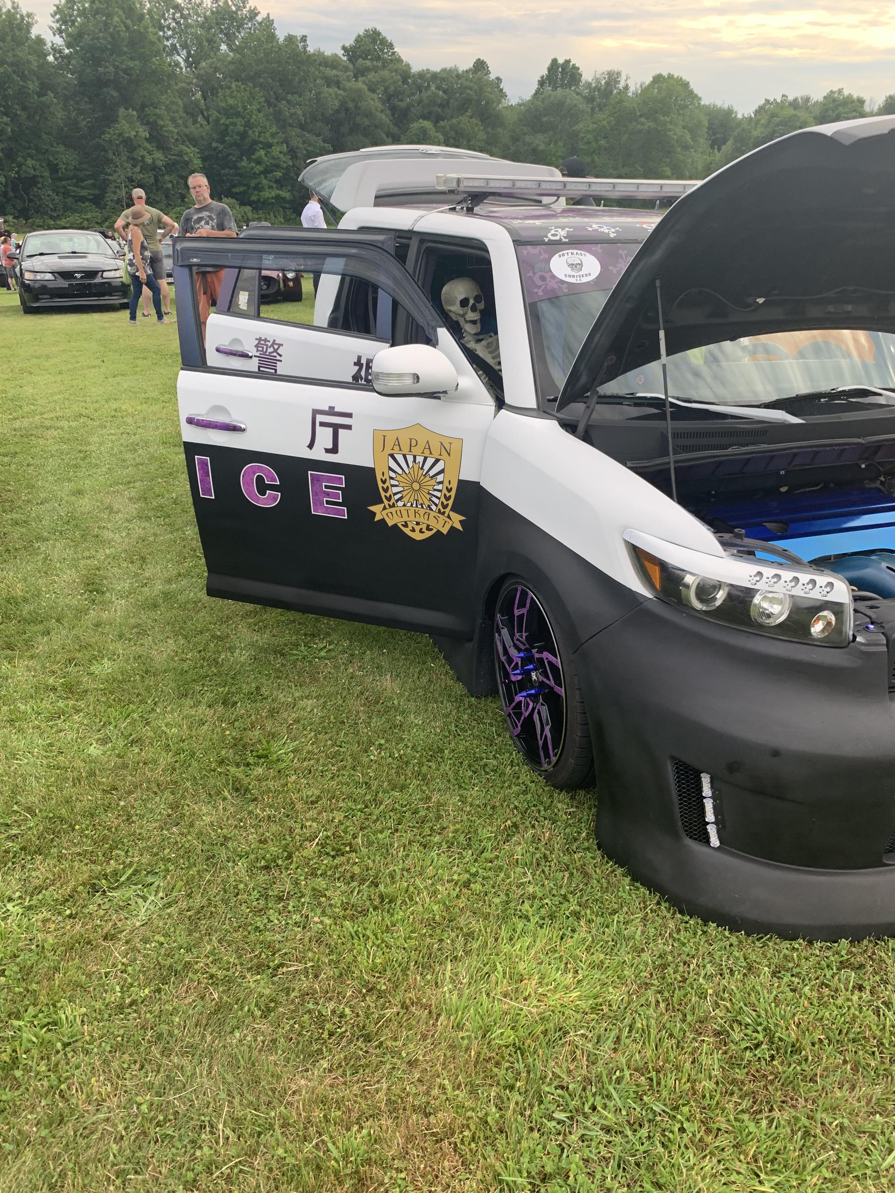 Spotted at marks cruise night. East Granby, ct r/Shitty_Car_Mods