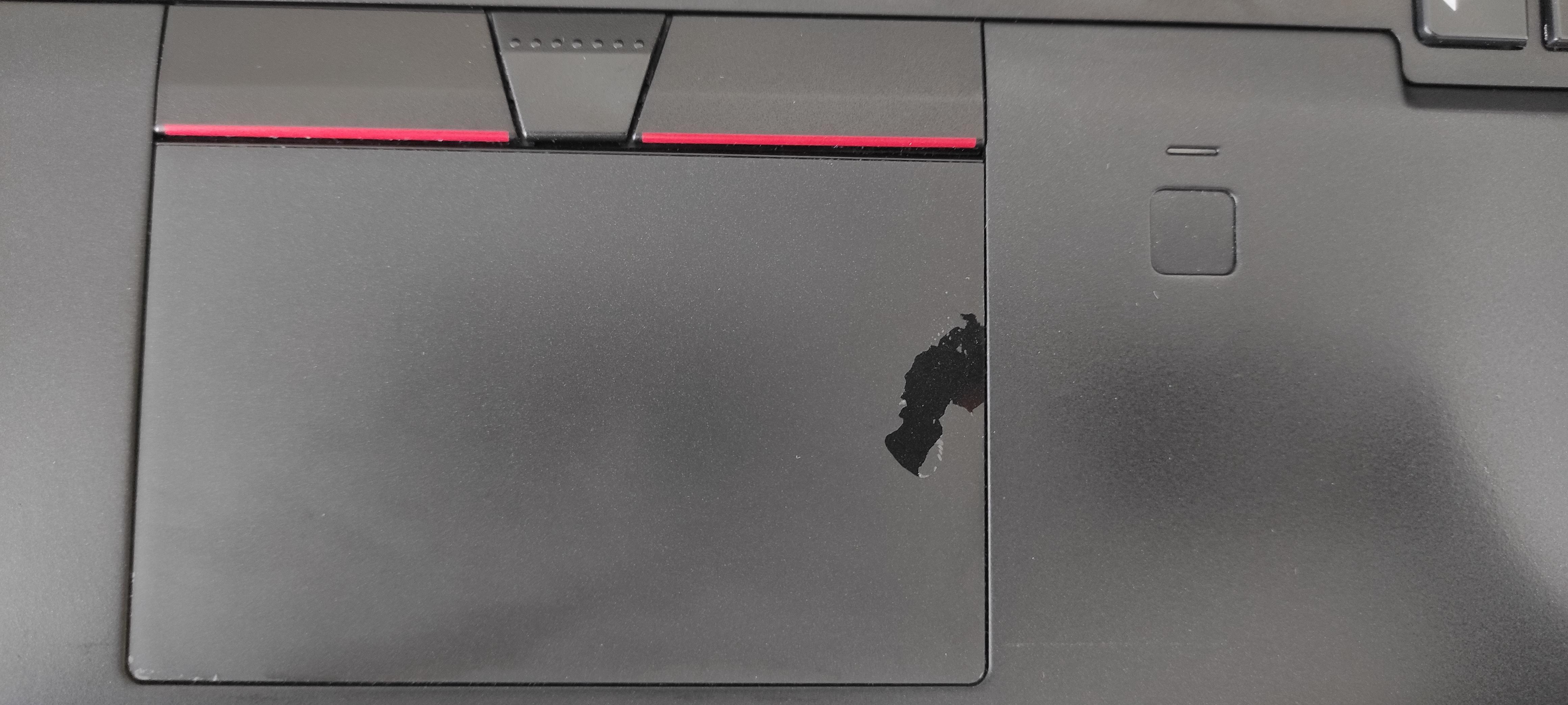 My trackpad started peeling r/thinkpad
