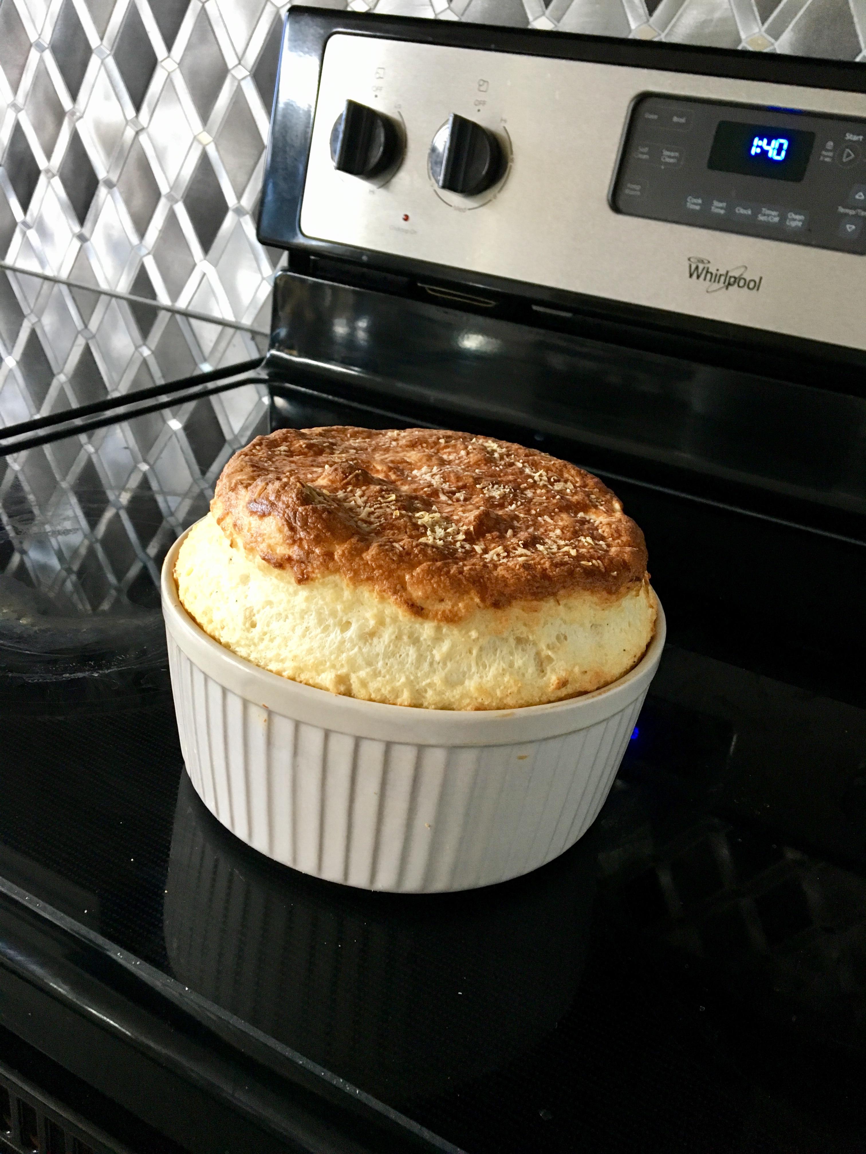 [Homemade] Souffle with Cheese and Chicken r/food