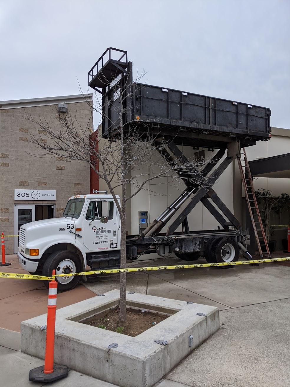 Scissor lift roofing truck r/specializedtools