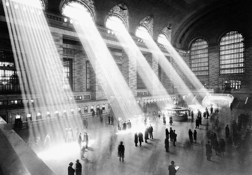 Grand Central Station, NYC, 1929. This view is no longer possible to