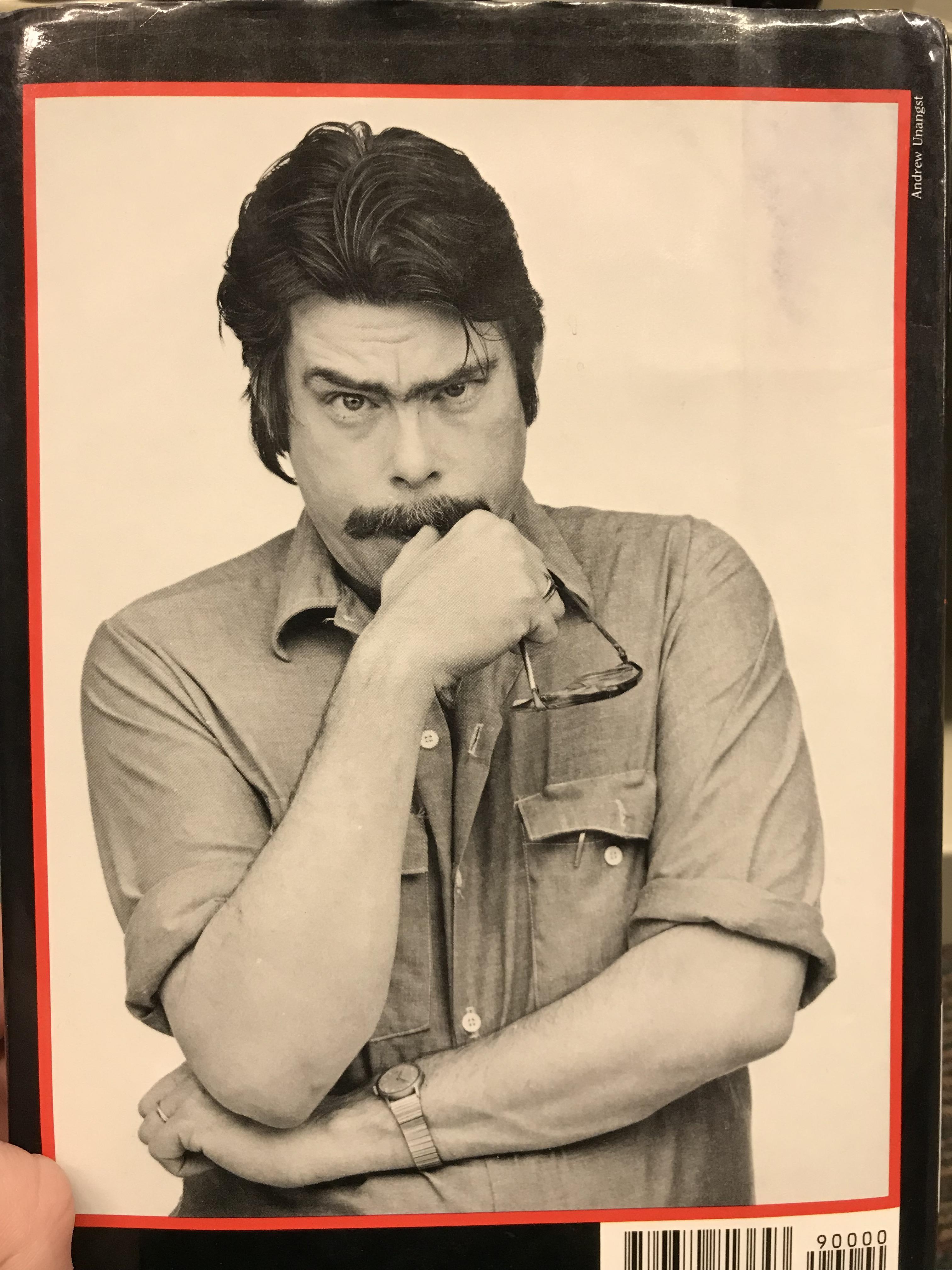 My new favorite photo of the King. Found on the back of a hardcover Misery. r/stephenking