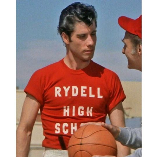 Rydell High School tshirt (from the film Grease) r/identifythisfont