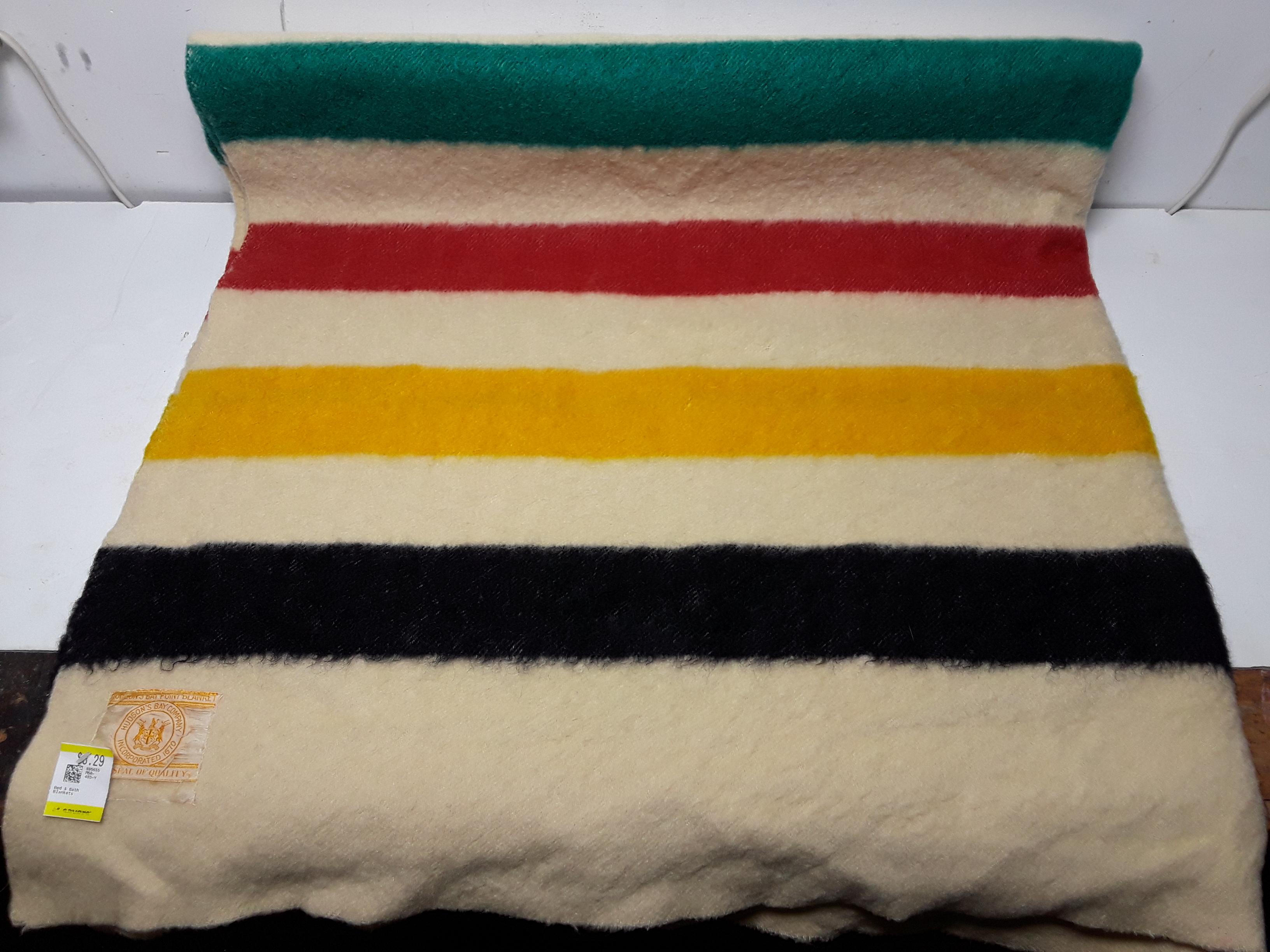 Vintage Hudson Bay 4 point wool blanket 4.00 r/ThriftStoreHauls