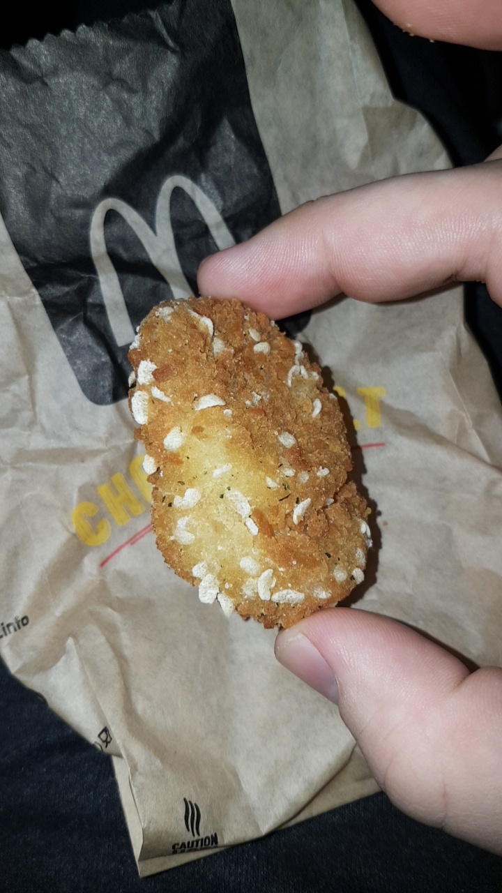 This McDonald's double cheese bite r/mildlyinteresting