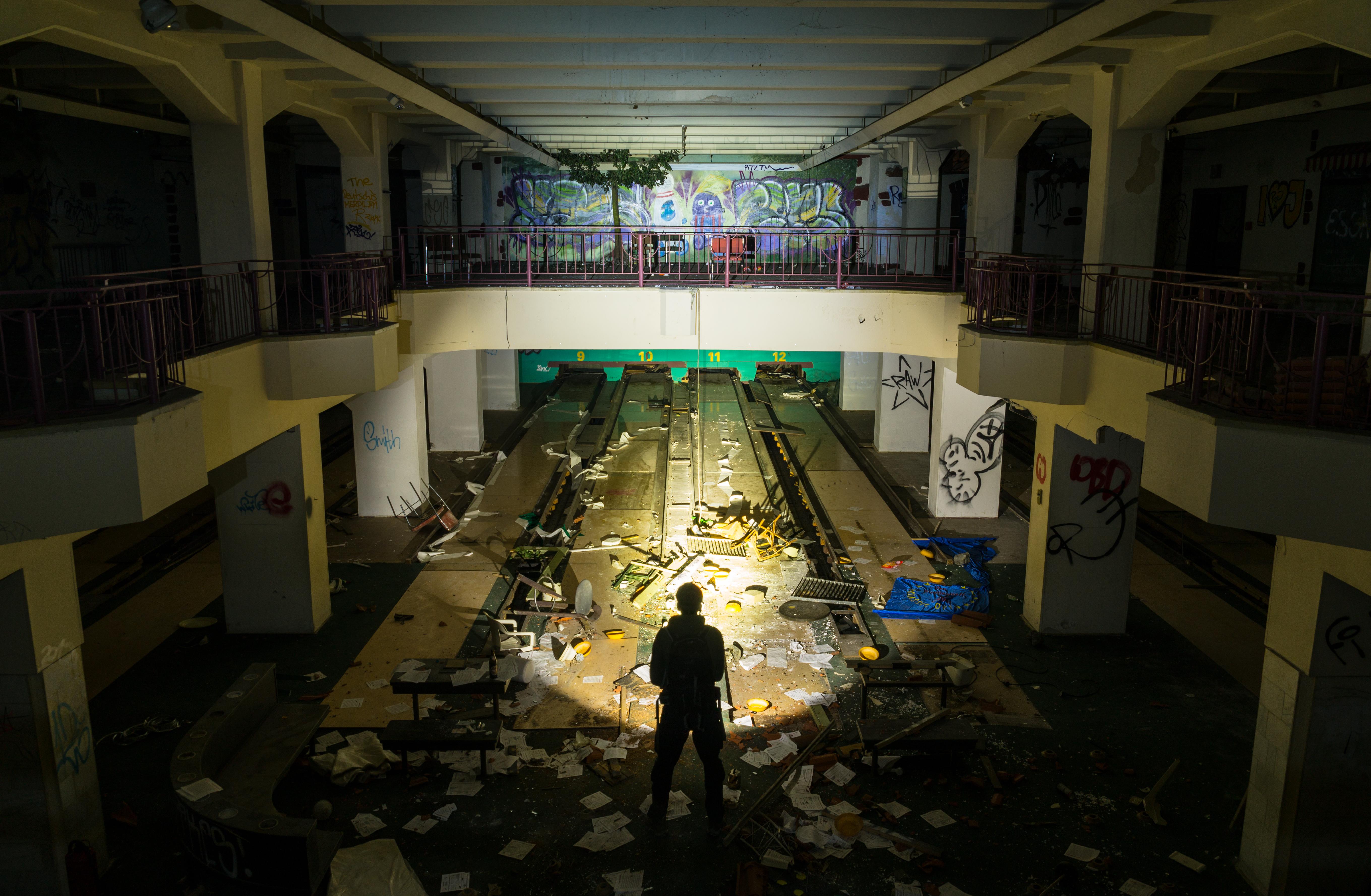 Explored an abandoned bowling center r/Bowling