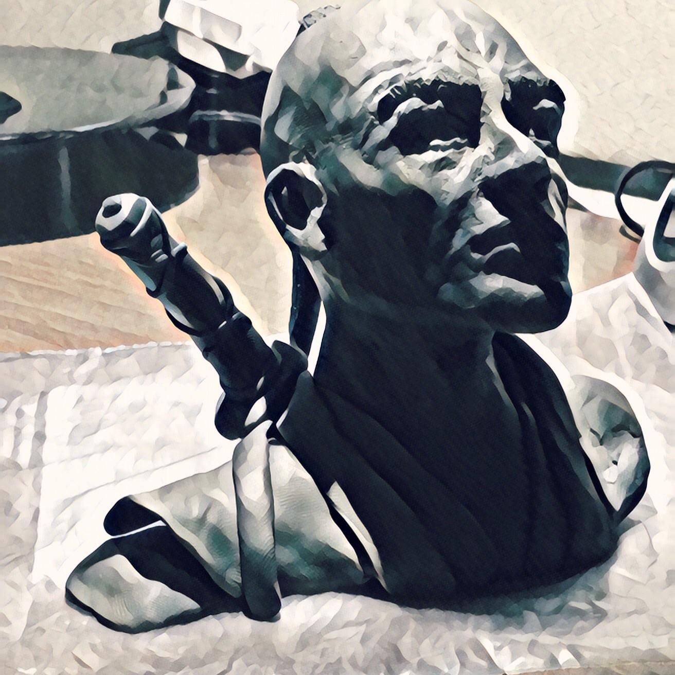 2” desk sculpture in clay with photo effect r/Art