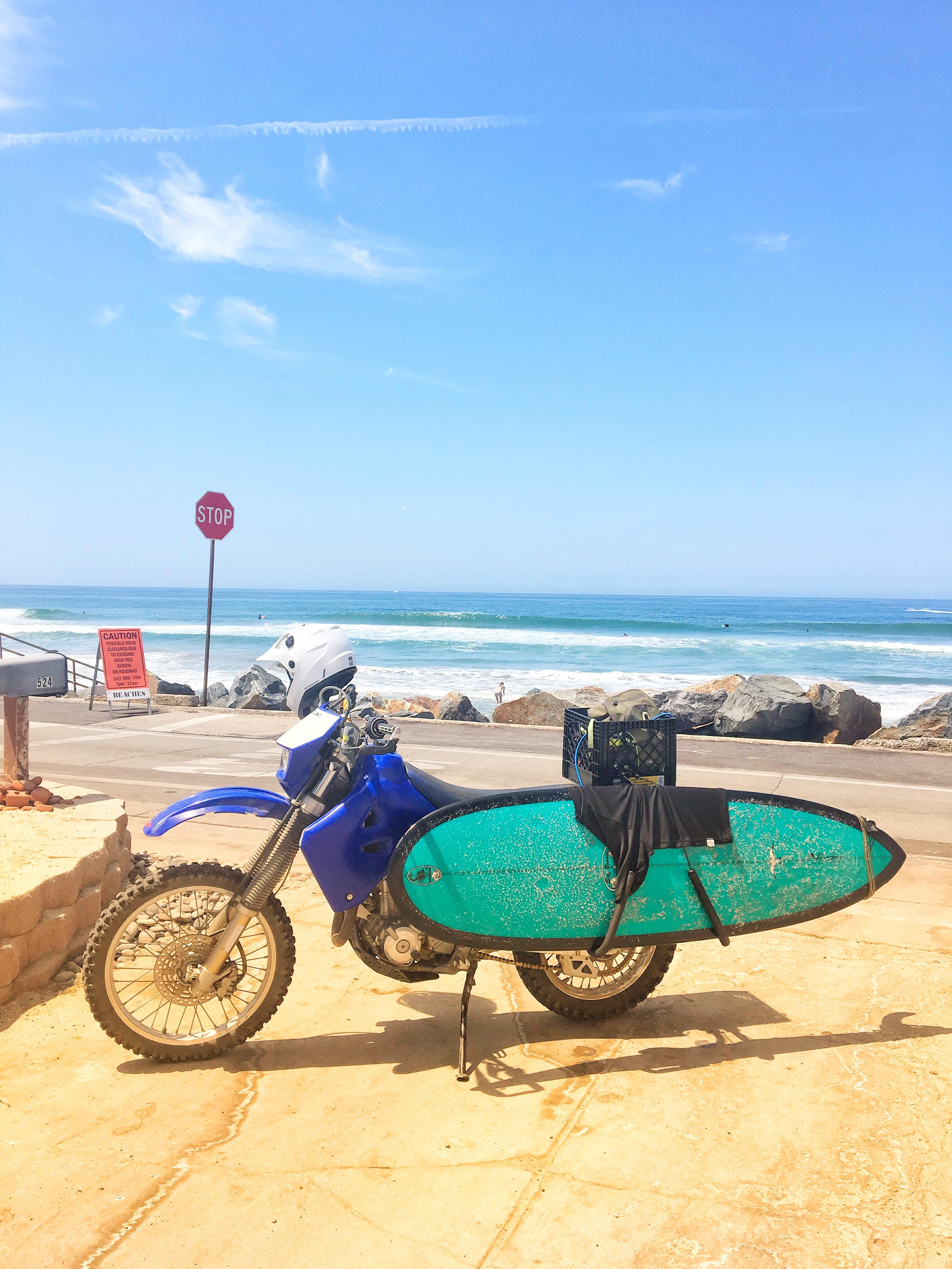 Bali inspired surf rack setup 🤙🏼 Life is good r/Dualsport