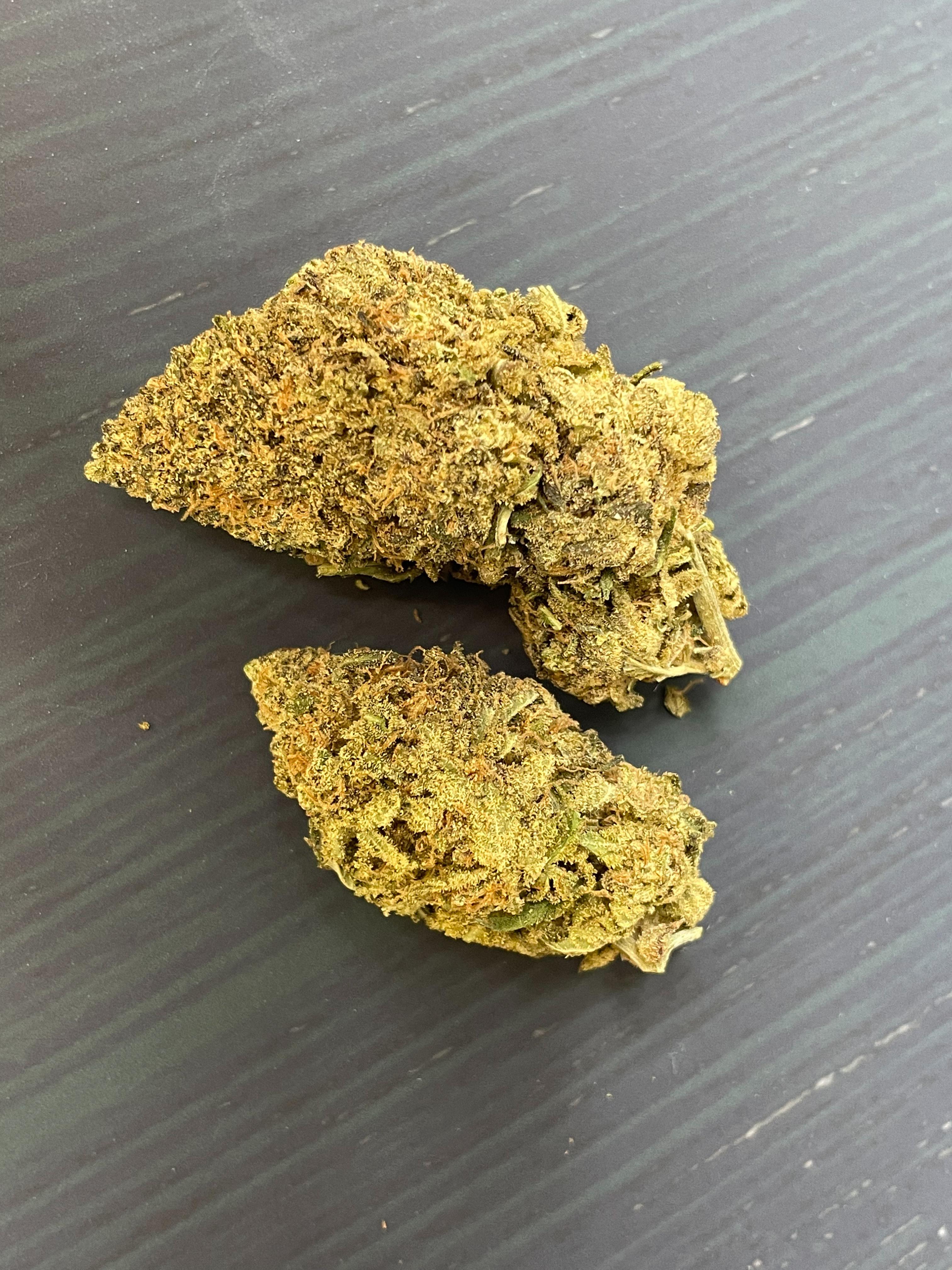 Pie CannabudPost Early February r/MOMpics