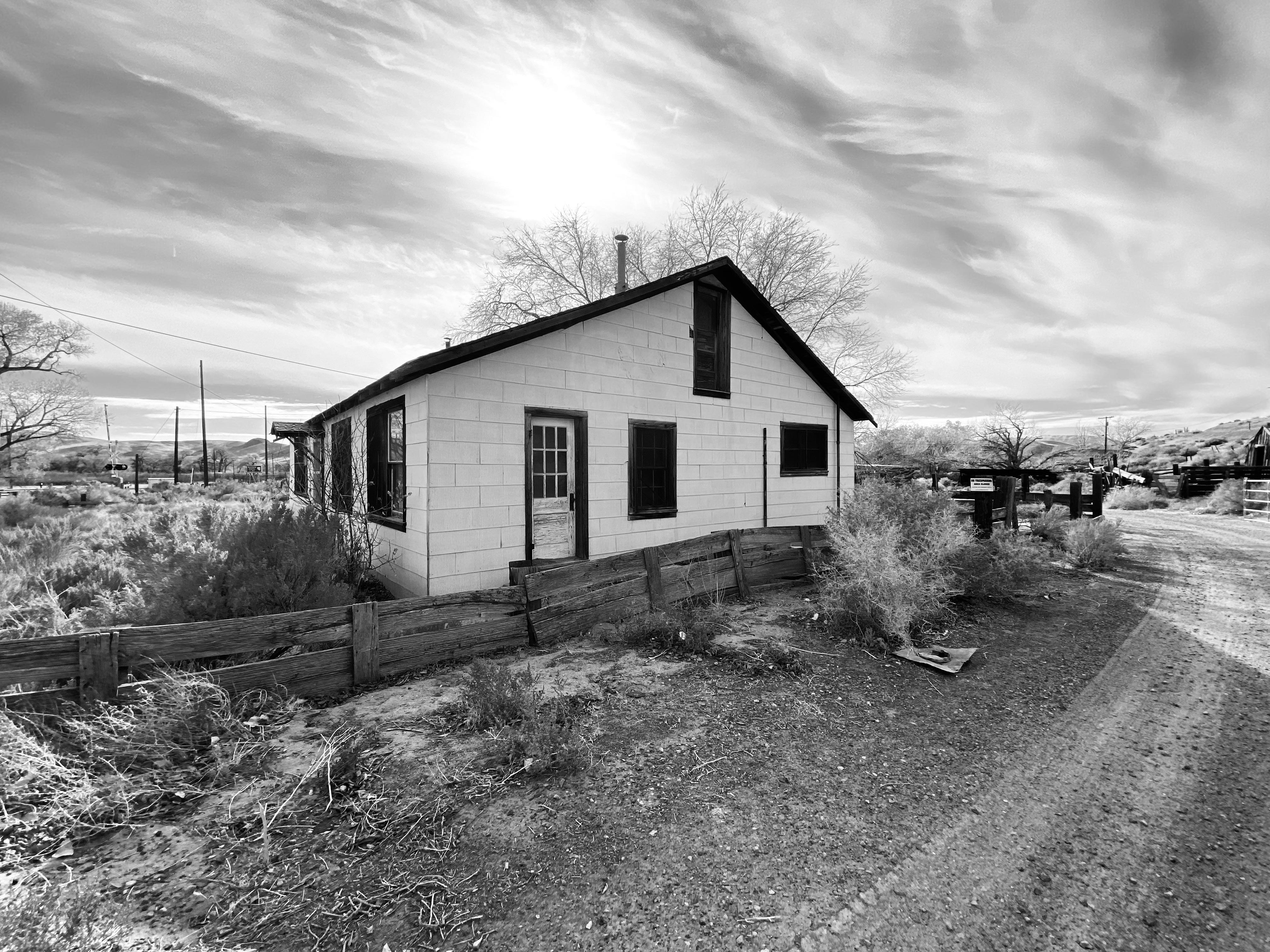 Abandoned Farm House. Silver Springs, NV r/AbandonedPorn