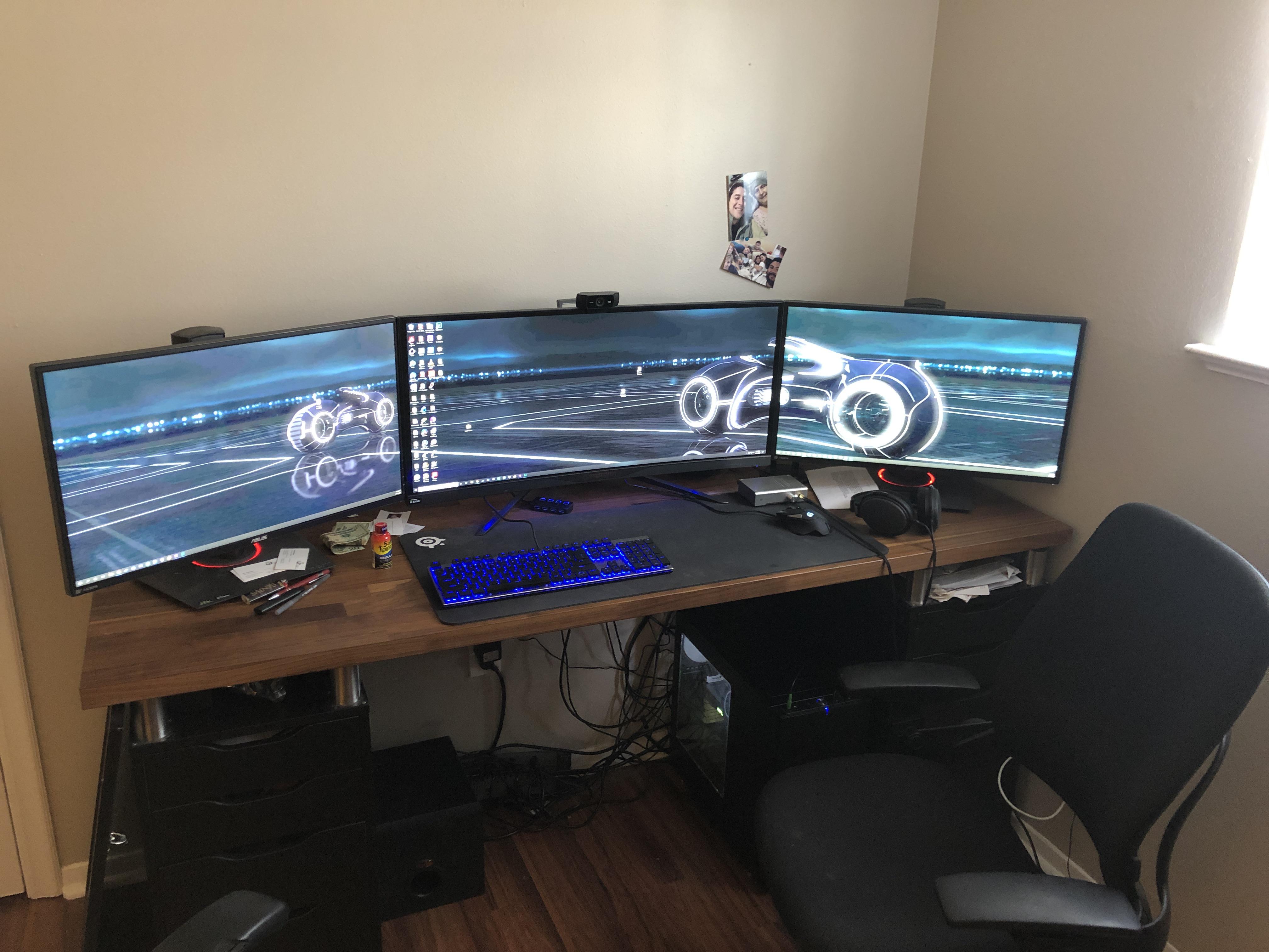 Just got this setup goin. 2 27” and a 34” in the middle. Got the cable