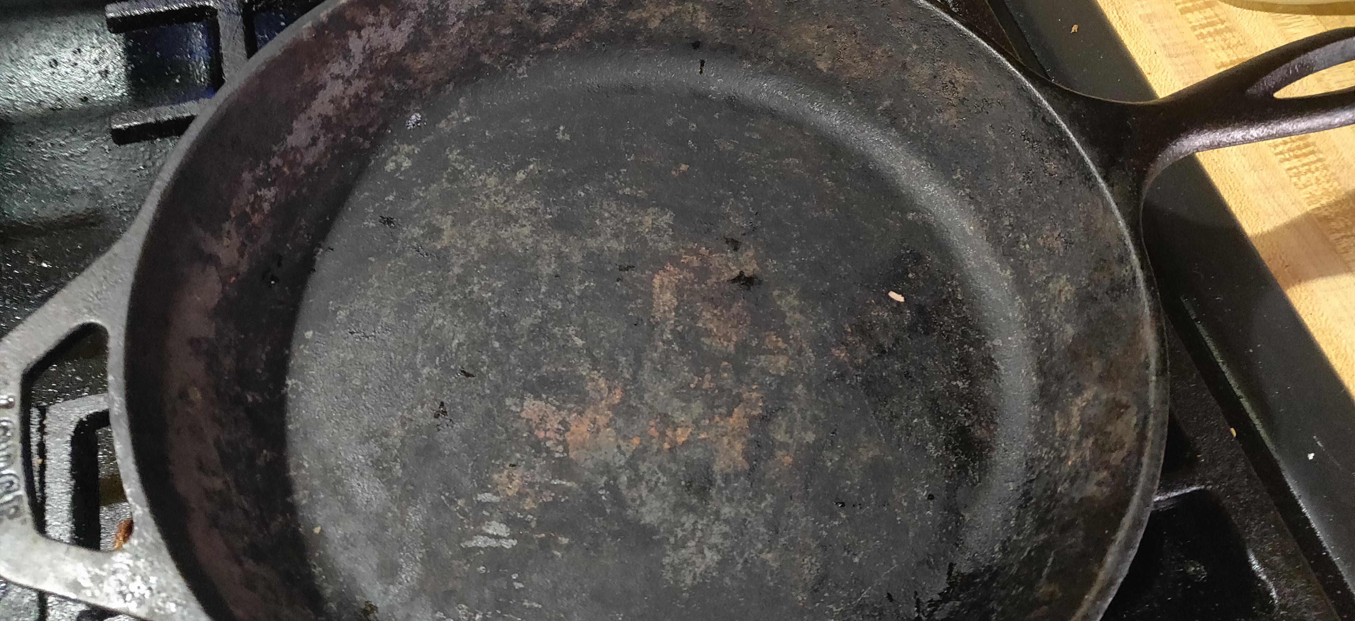 Is my cast iron seasoned? I tried seasoning it with shortening and
