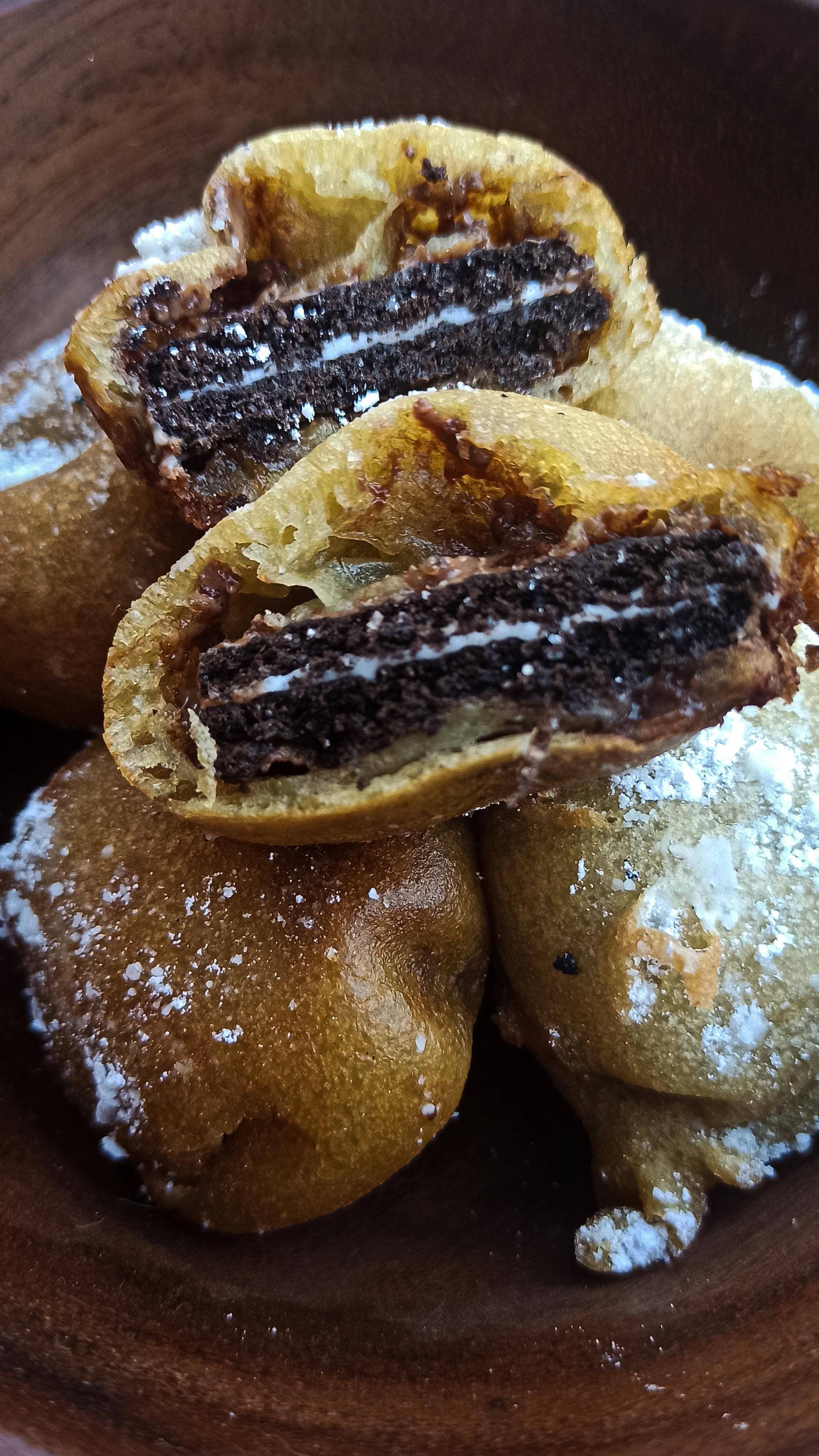 [Homemade] Pancake Batter Deep Fried Chocolate Dipped Oreos r/food