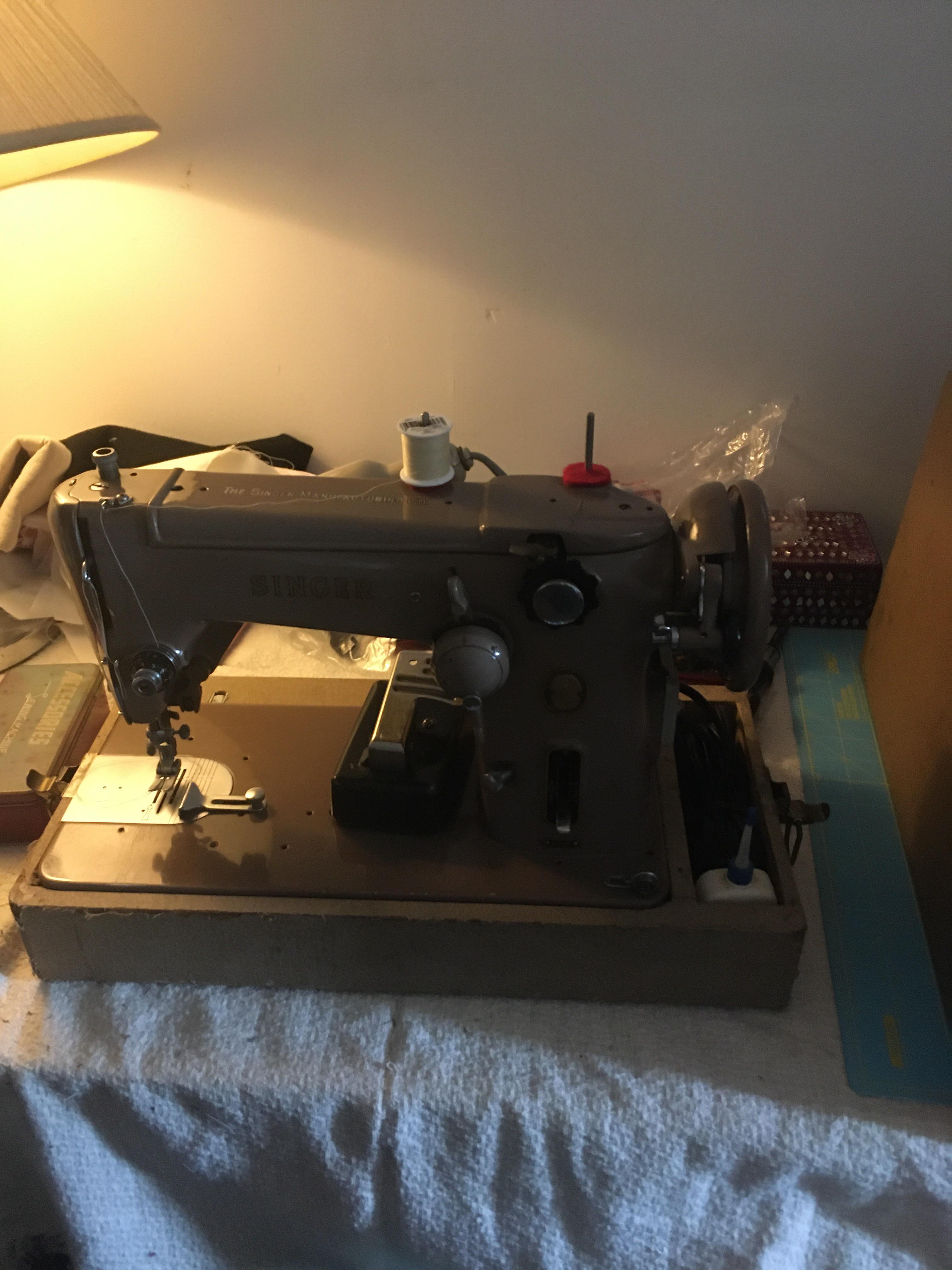 May I the singer 306w? With its entirely metal interior it is