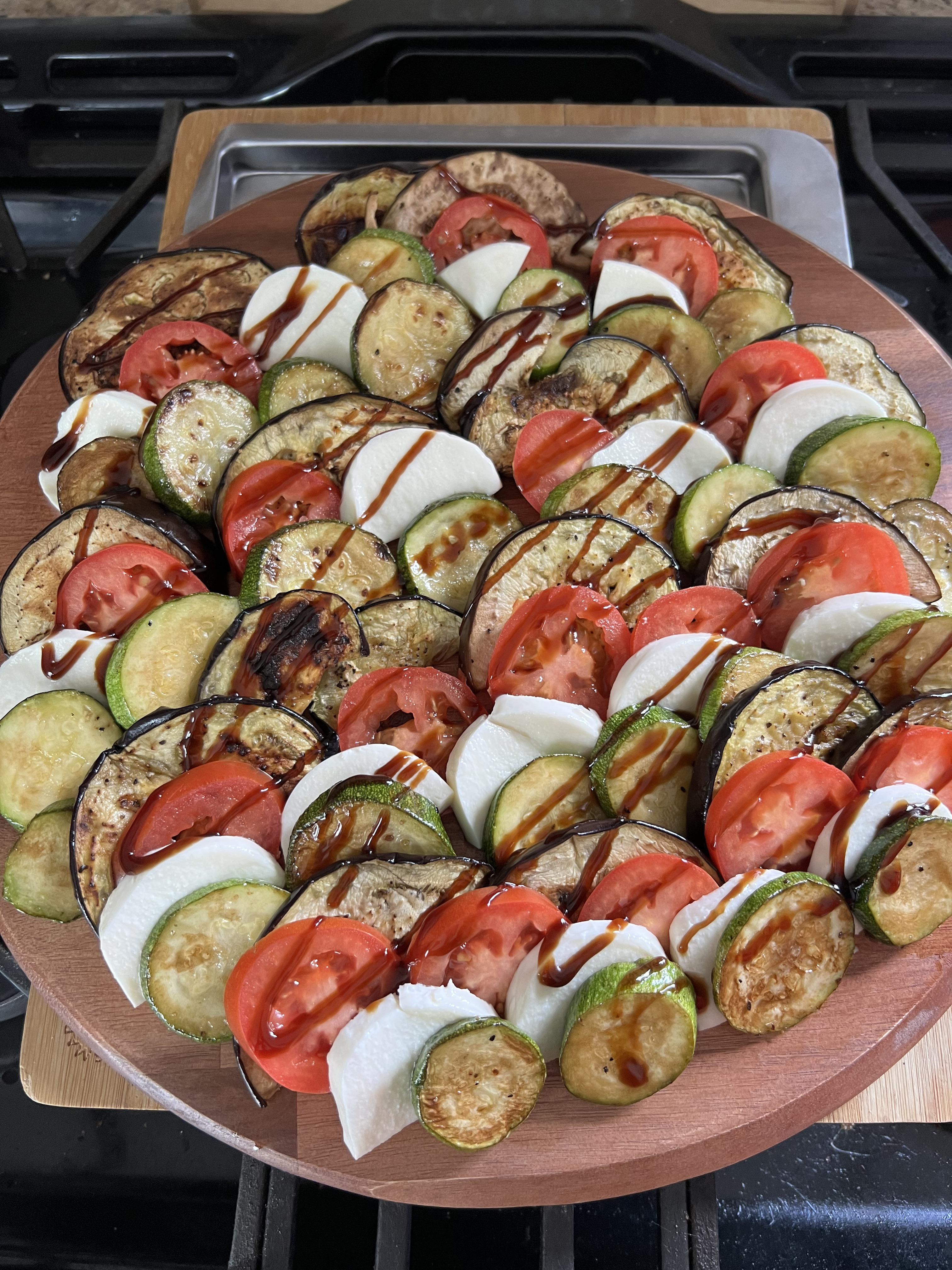 My husband put the zucchini and eggplant on the blackstone 🤌🏻 I did the