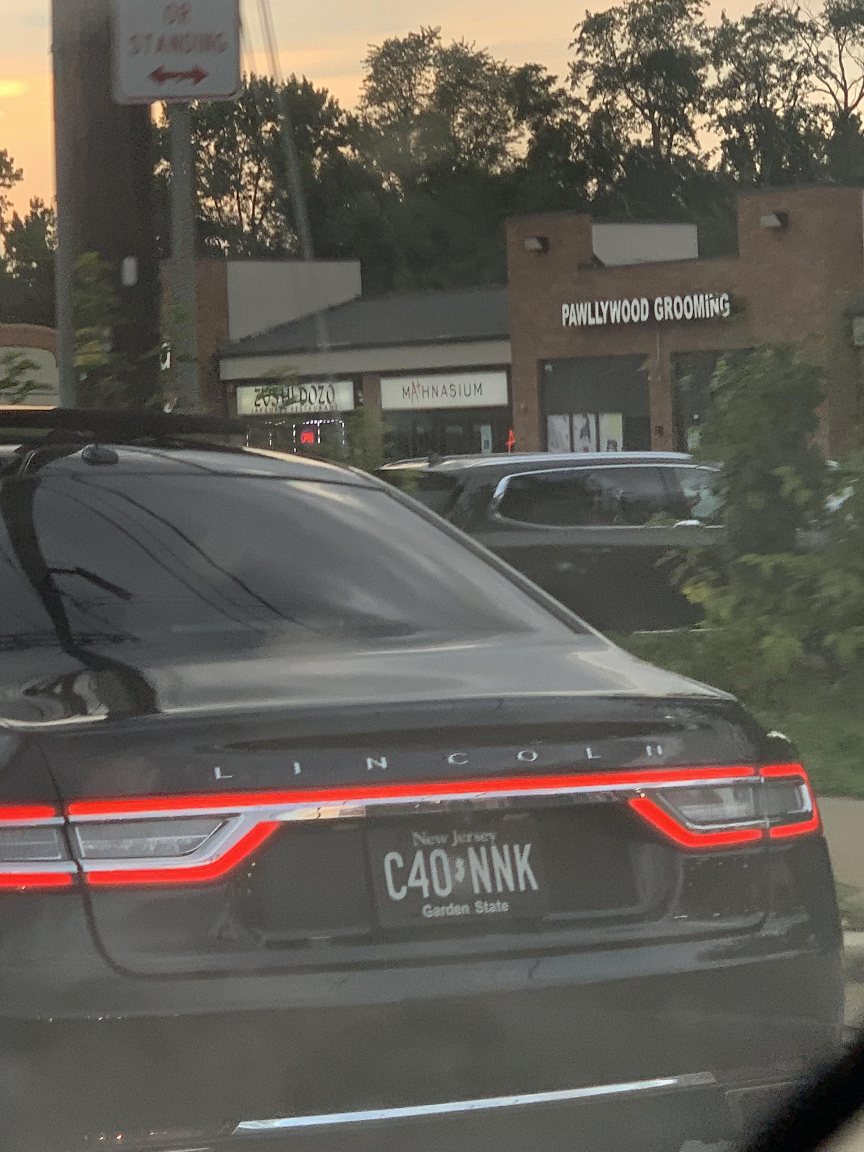 Black and white plates r/newjersey