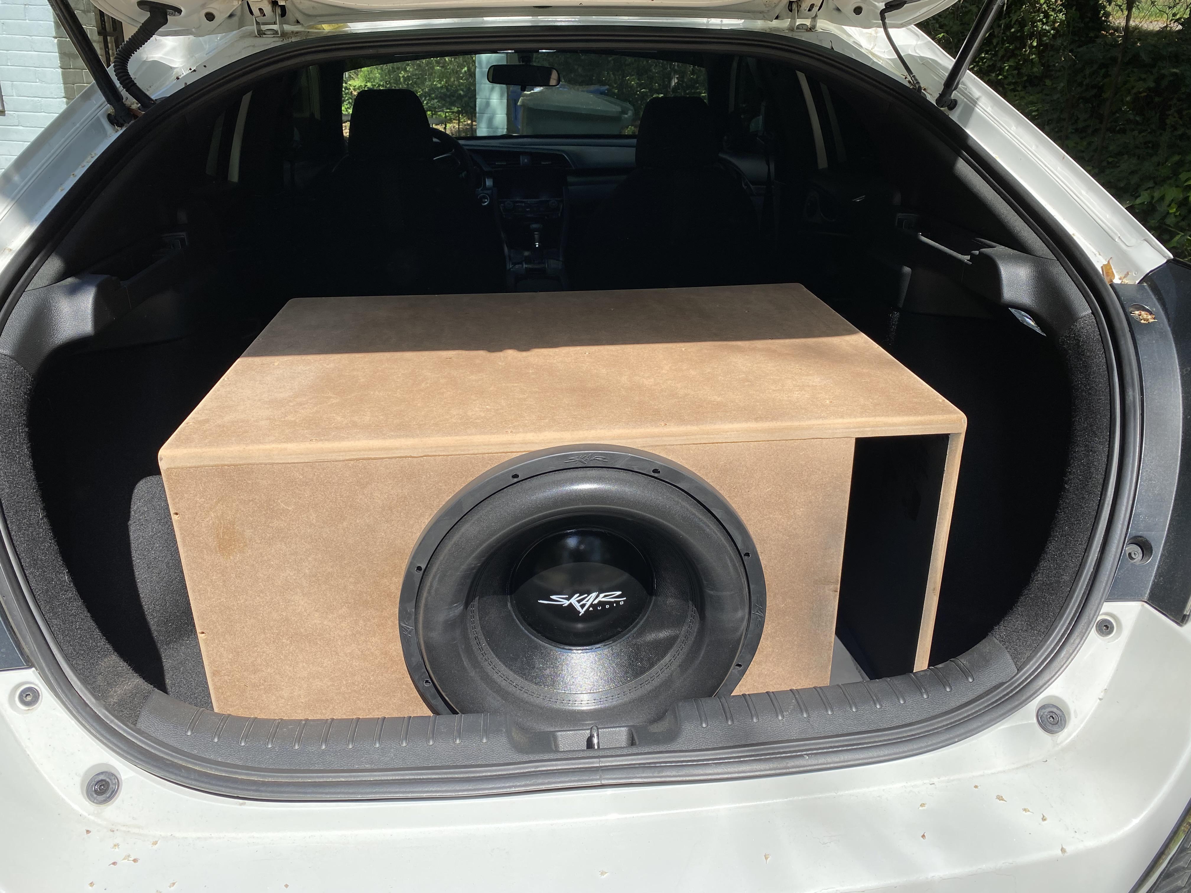 Just needs paint r/CarAV