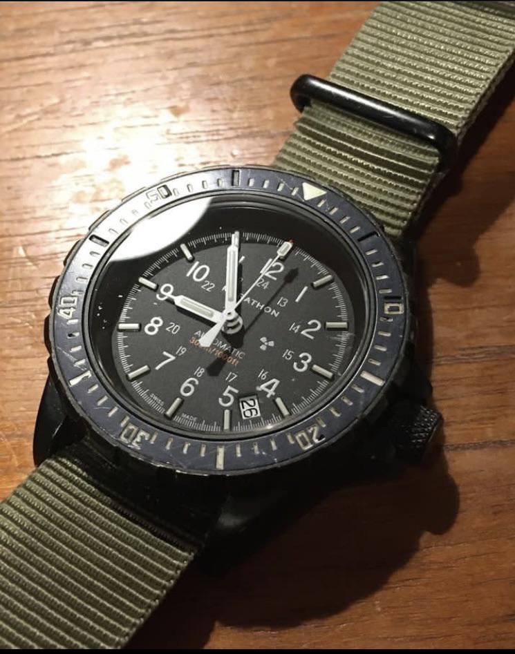 [Zombies] Apocalypse is coming. All the quartz watches have died. One