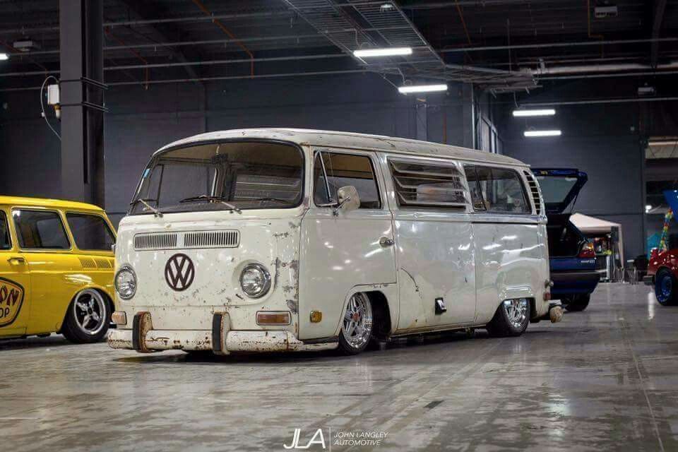 Stanced VW Bus r/Stance