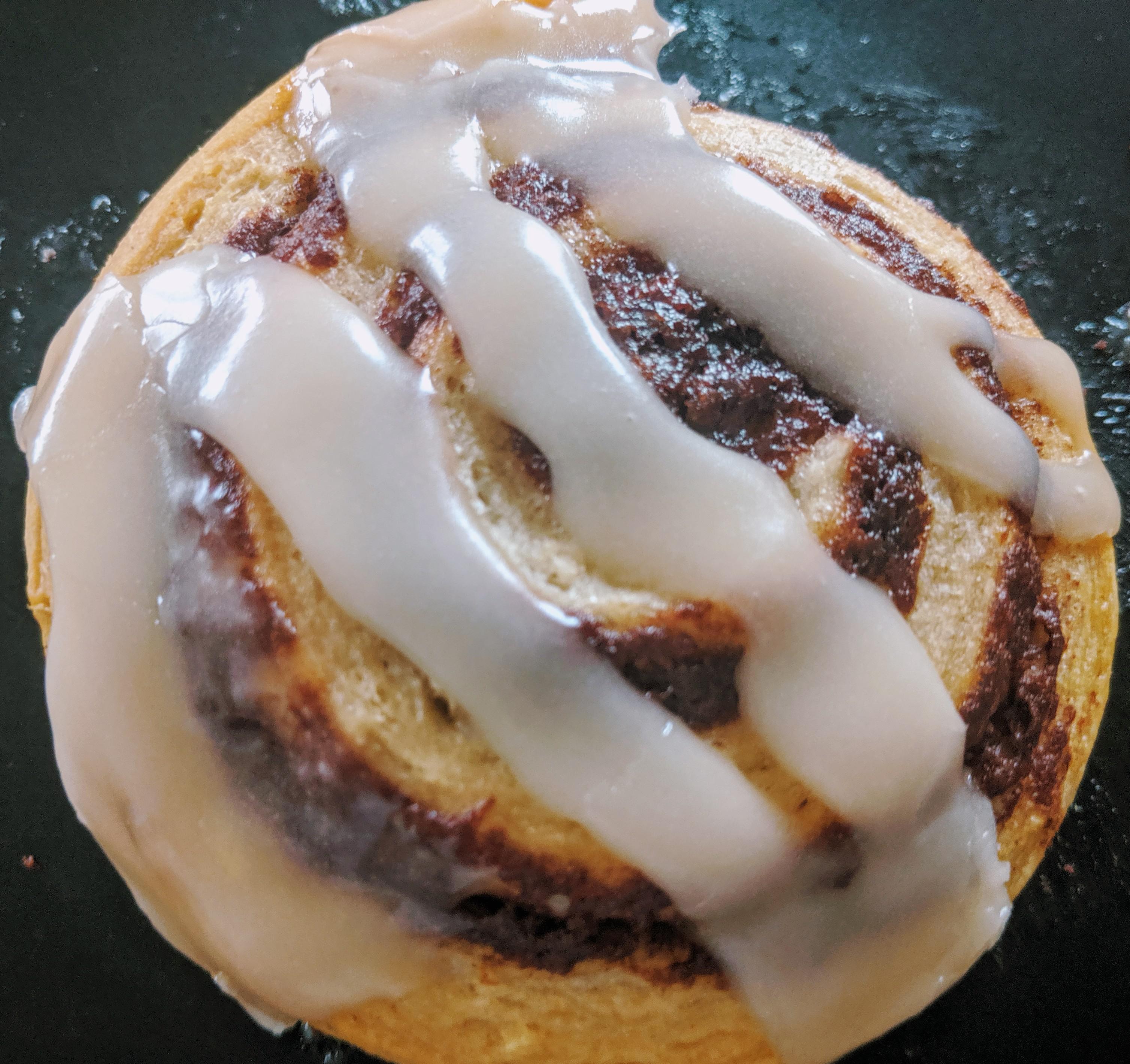 Raise your hand if you love "Immaculate Baking" cinnamon rolls 🙌🙌🙌 r