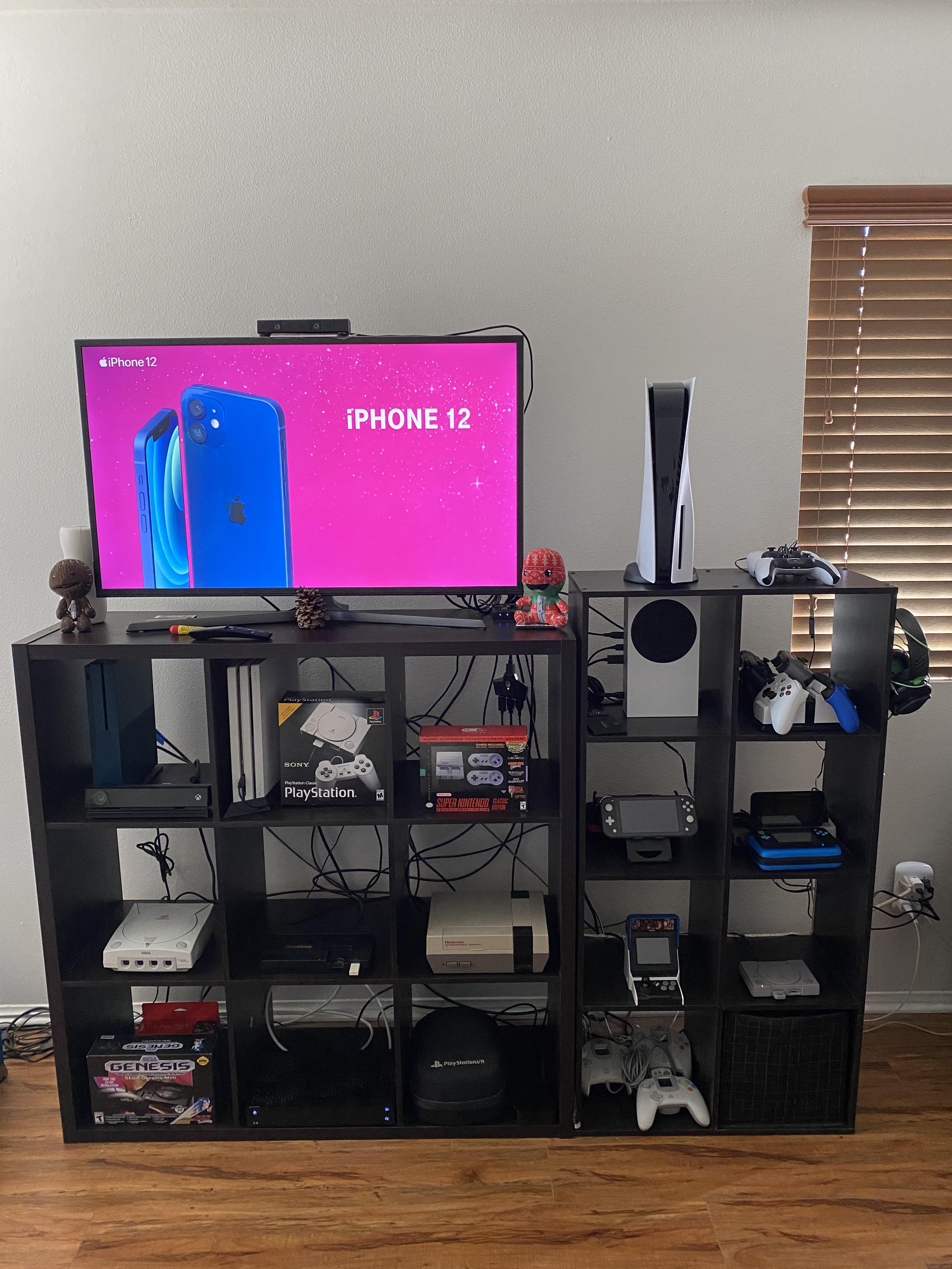 Updated gaming shelves. r/gamecollecting