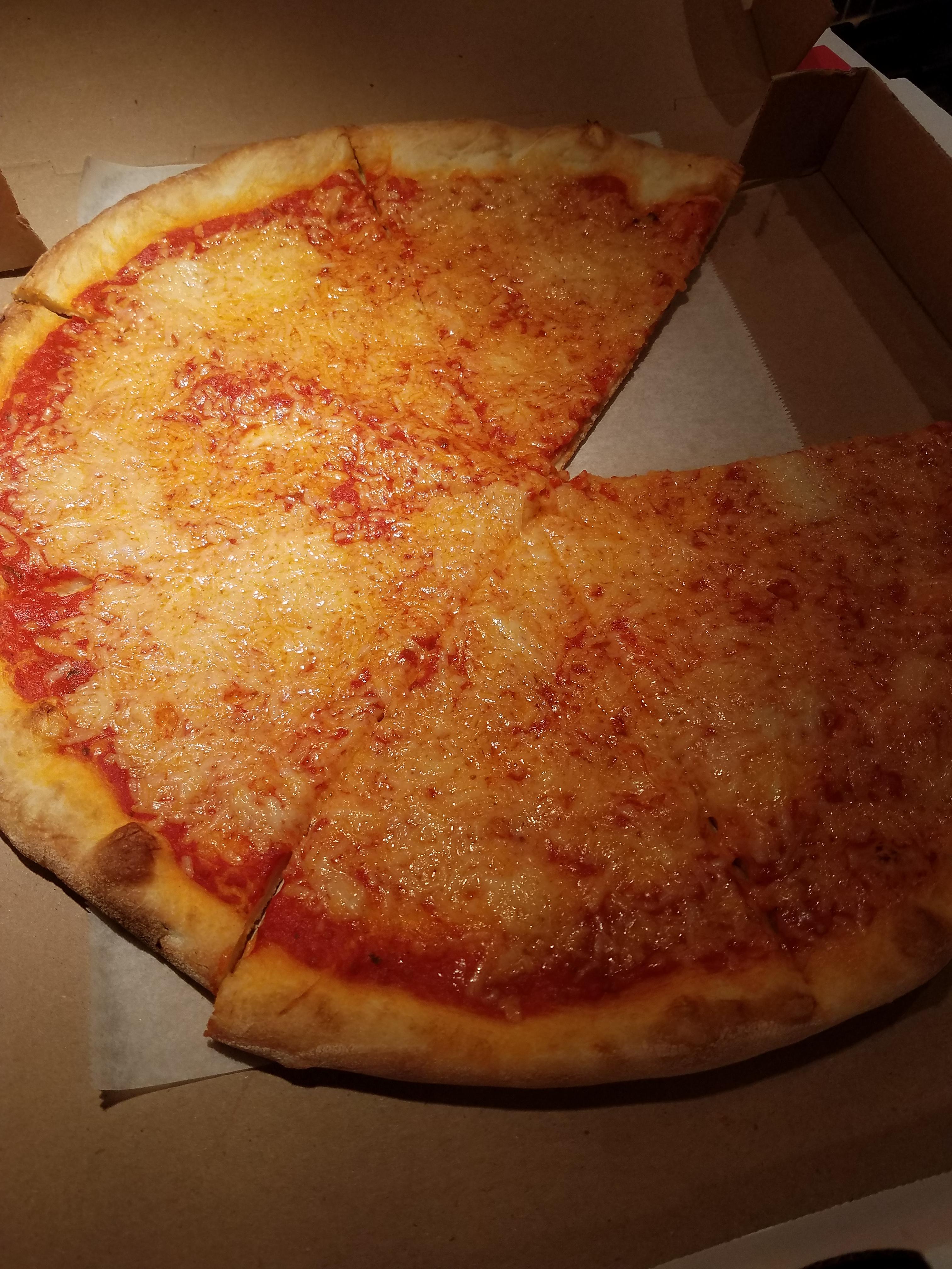 Vegan delivery pizza from Village Pizza (Allendale, NJ). Holy cow. If