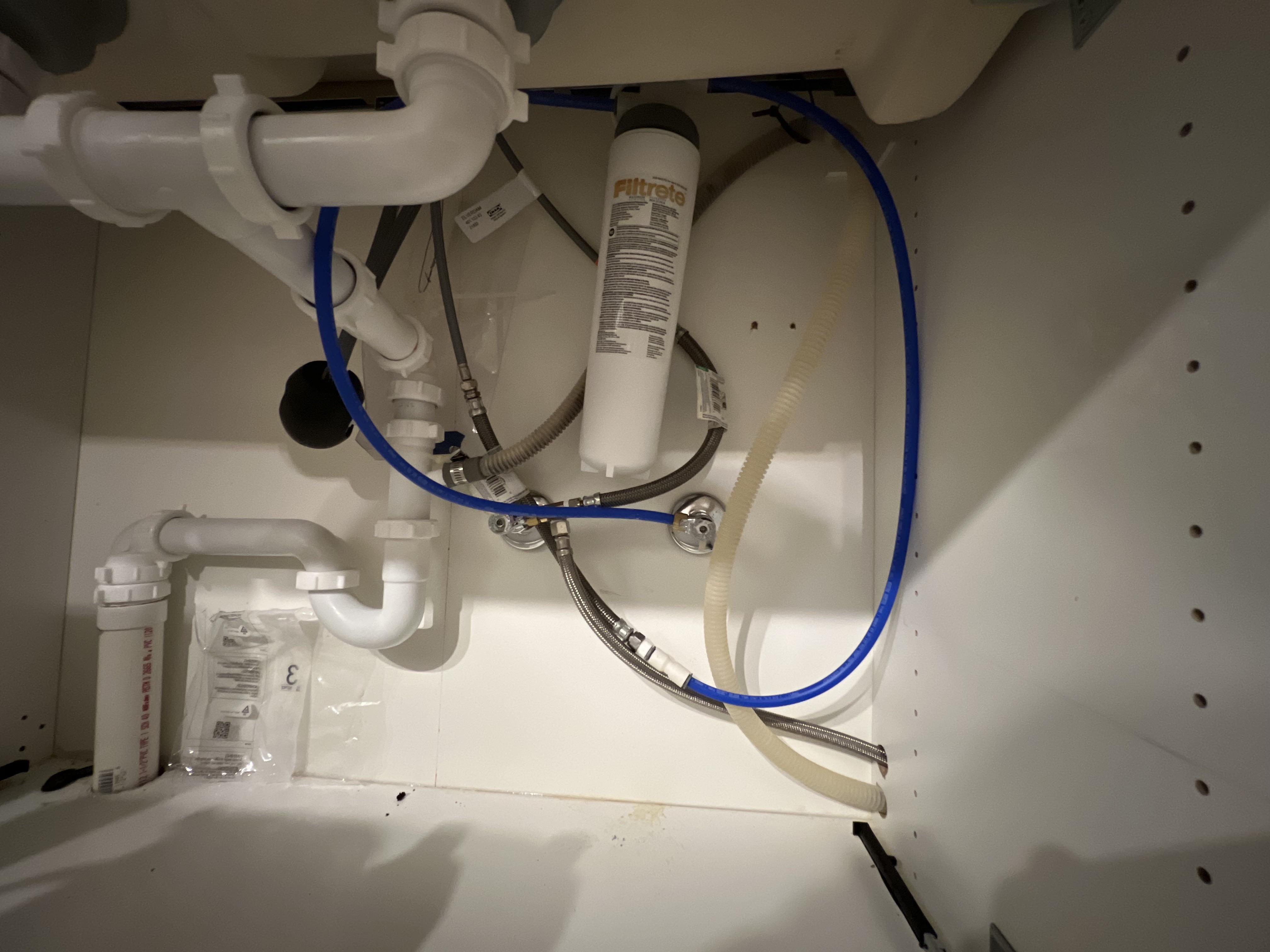 Dishwasher Odor and Discolored drain r/Plumbing