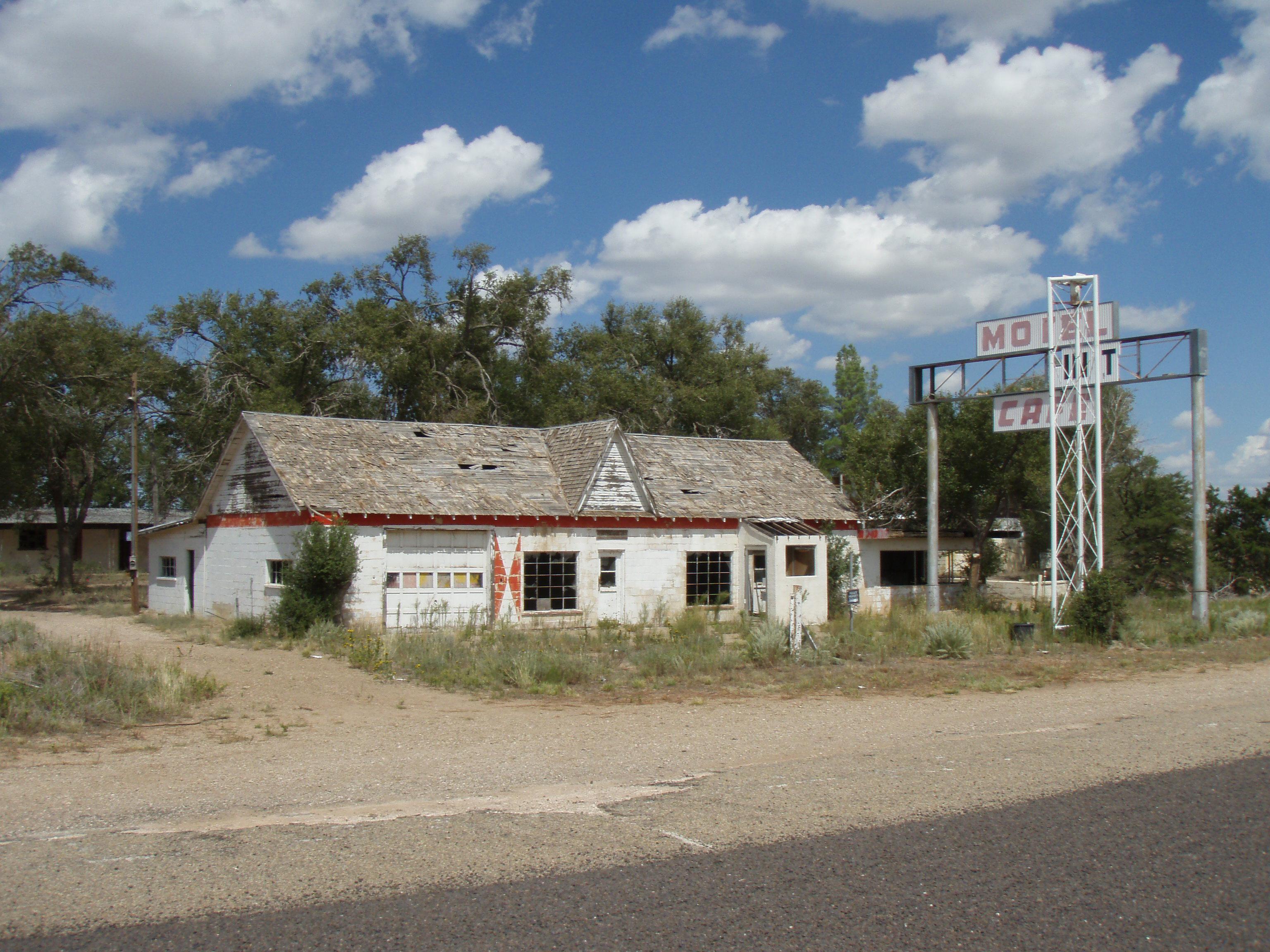 Abandoned motel/cafe between San Jon, NM and Glenrio, TX r/AbandonedPorn