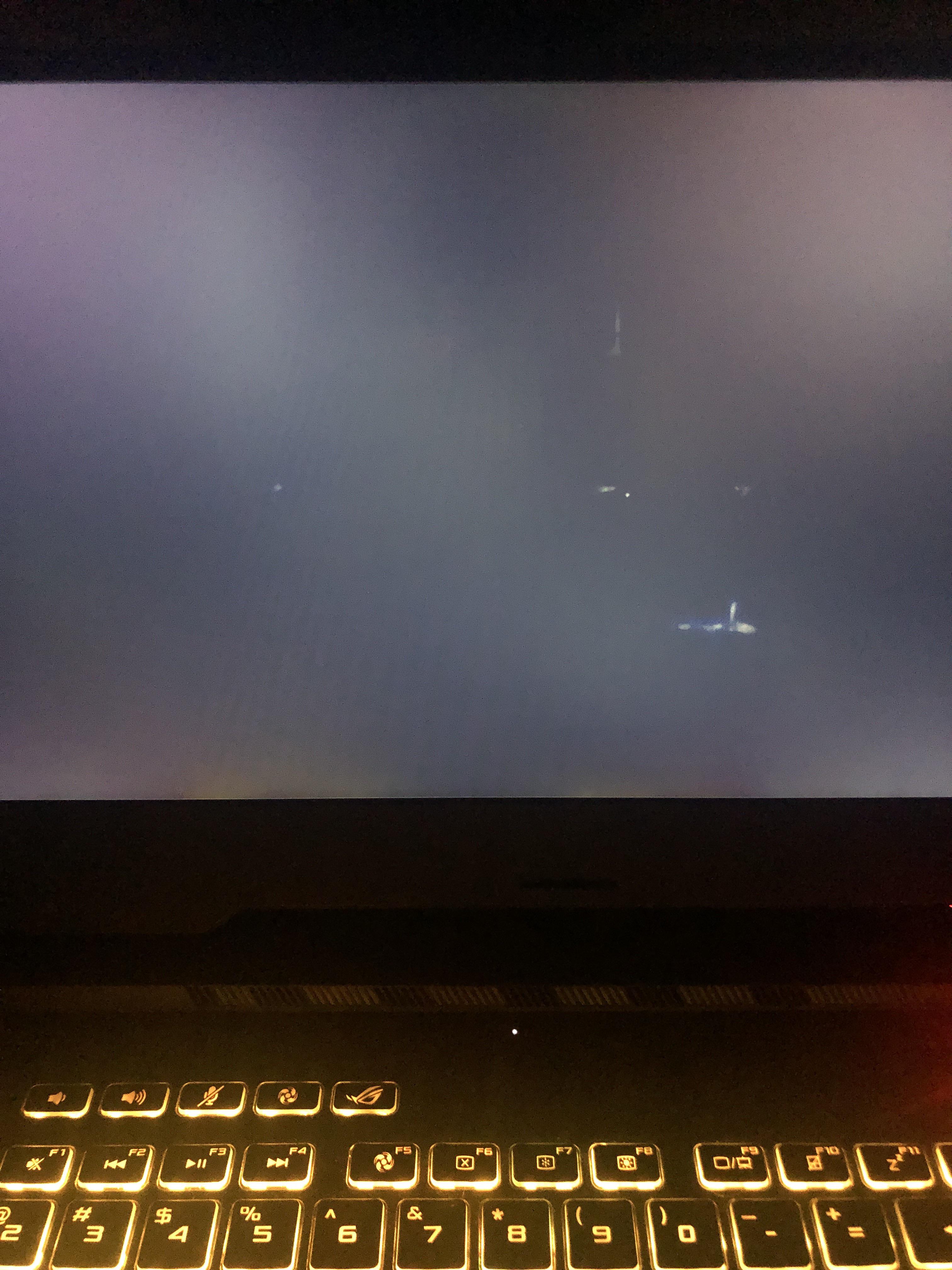 I have these weird marking on my laptop screen that seemed to be burnt