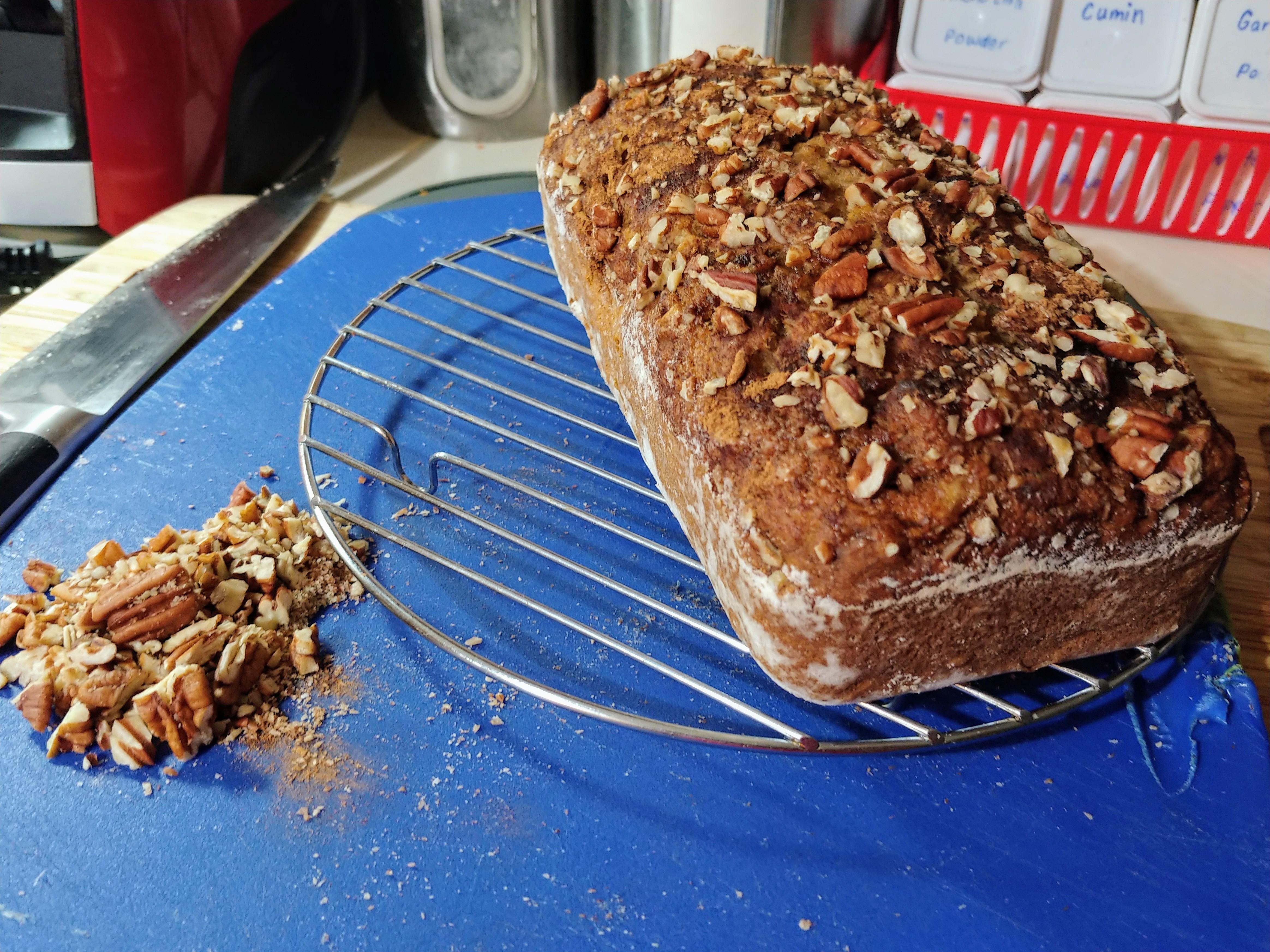 Banana bread with pecans ) r/veganrecipes